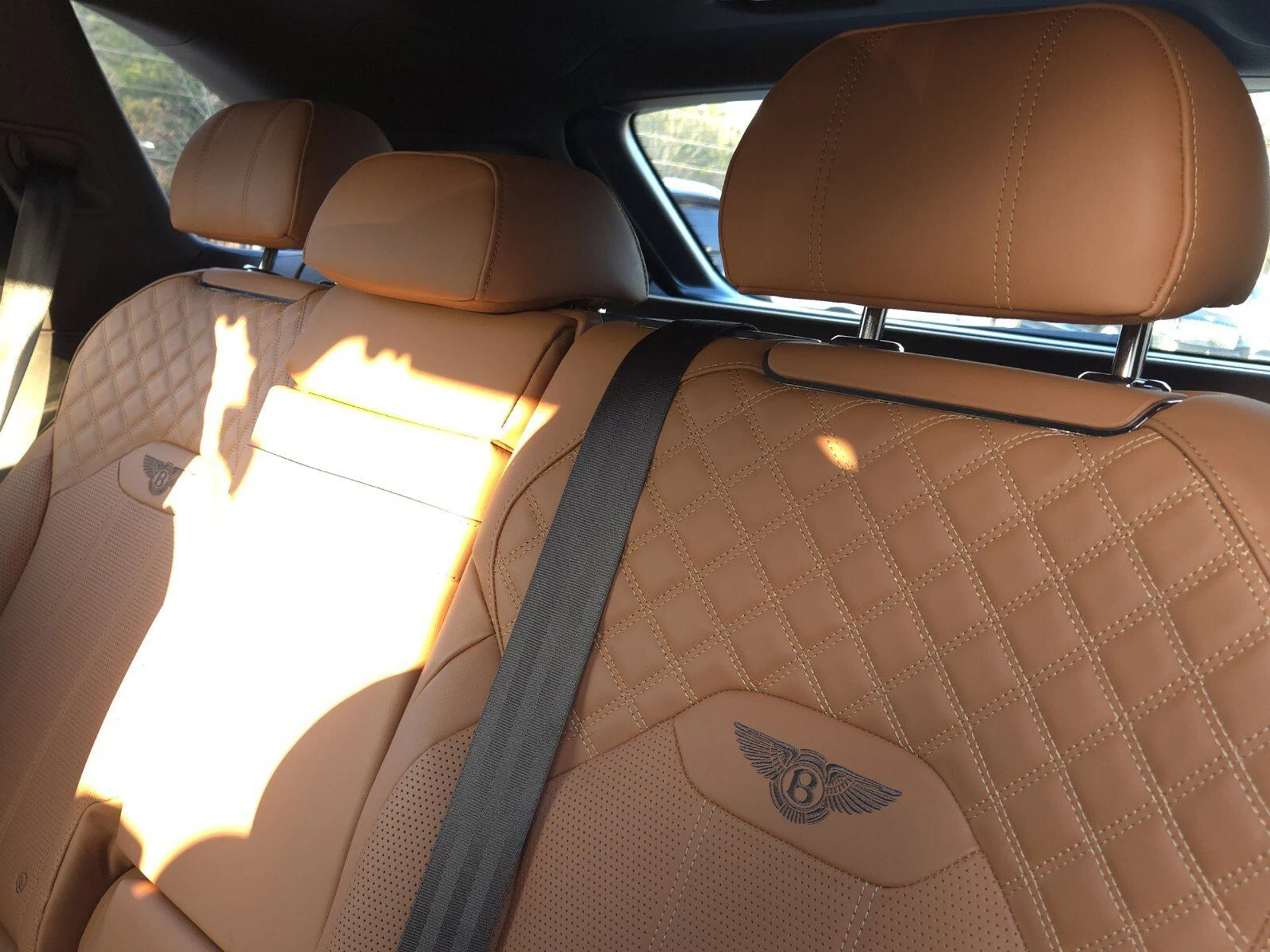 mph021_2575158108_08f79b768e810f7c00024626d9084348x_0aebe3046a