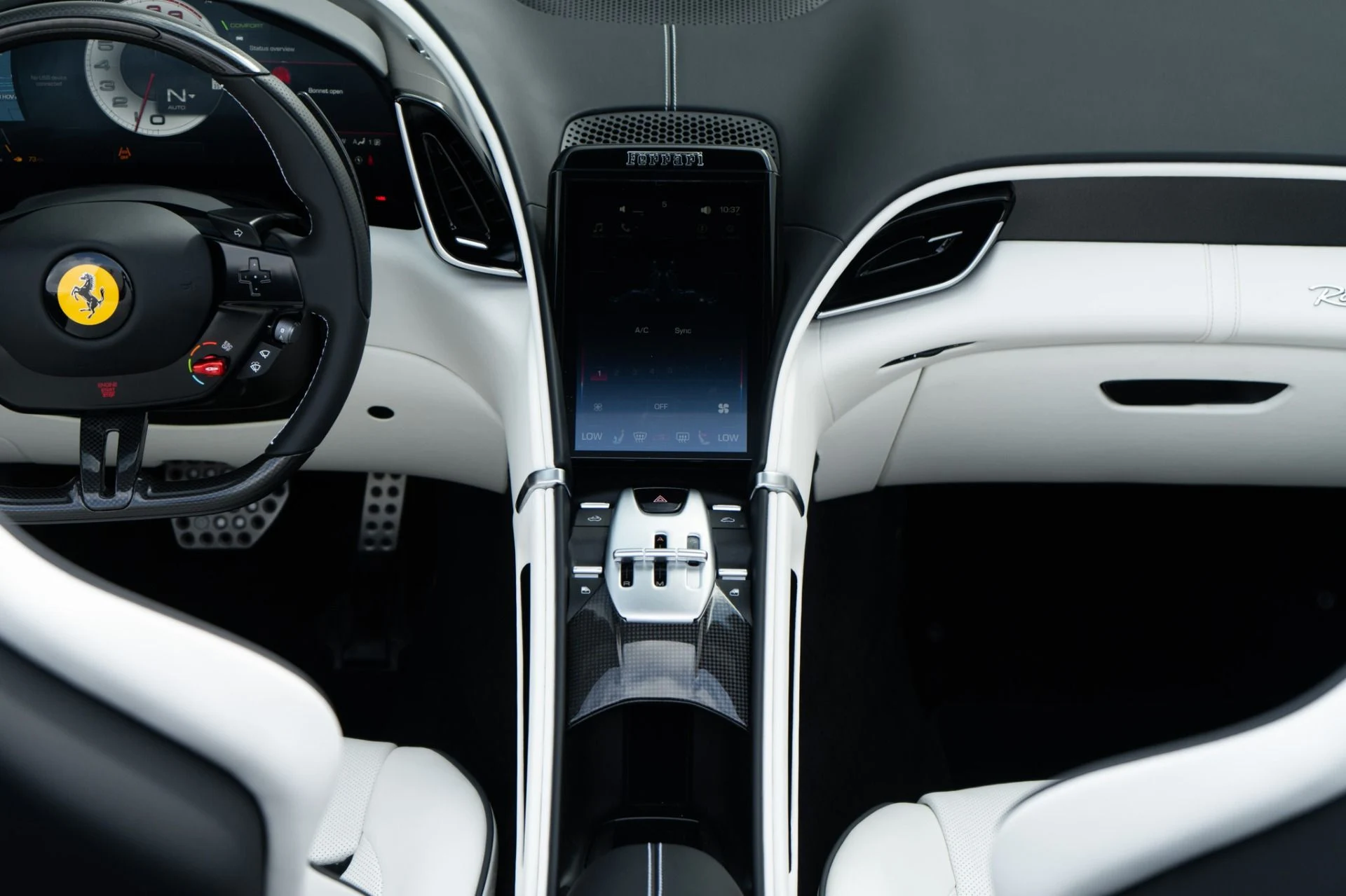 mph021_2575817122_Used_2025_Ferrari_Roma_Spider_1771439392_faf5be7099