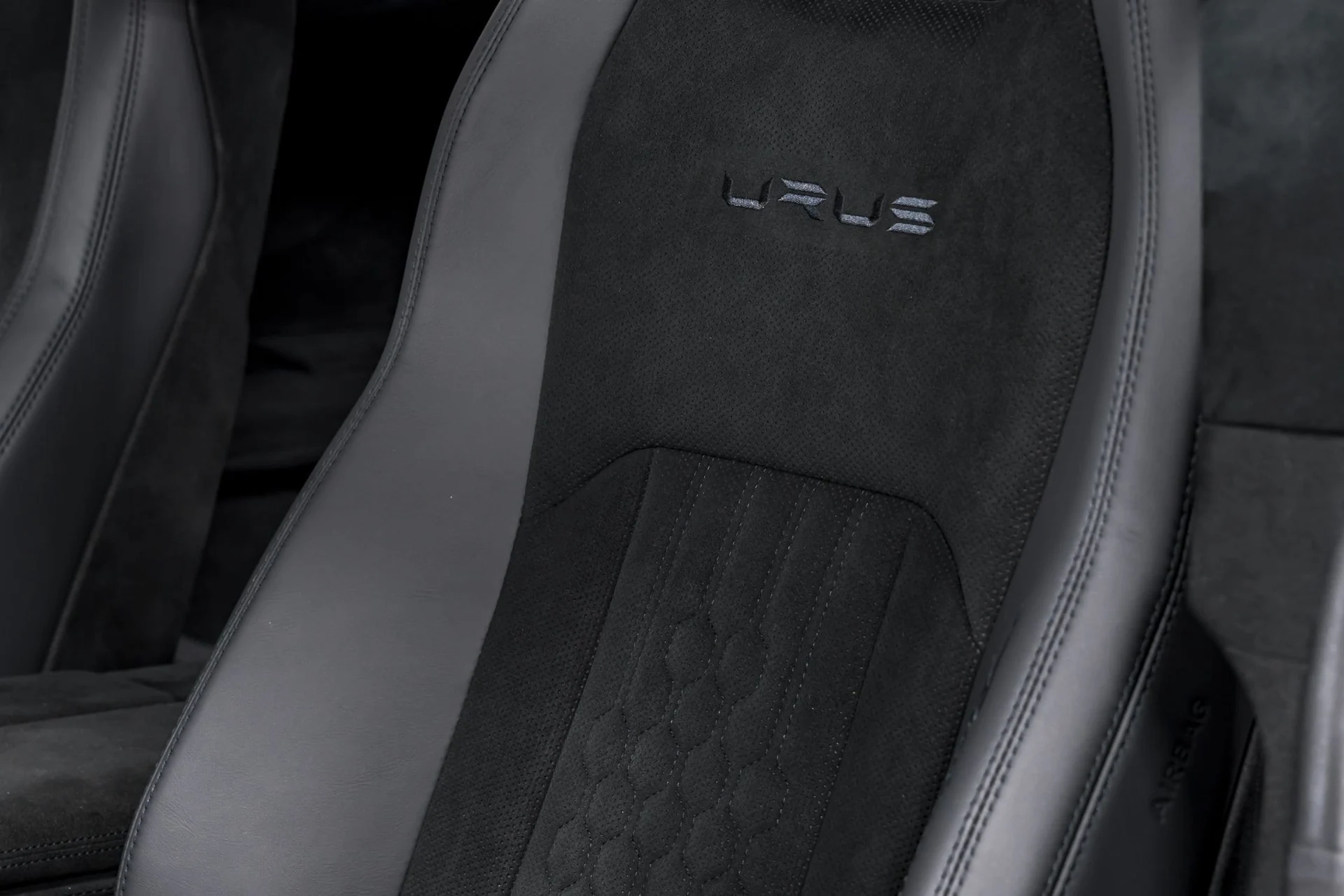 mph021_2578229728_2b953ee599f0a69311e420b942c38d4ax_f1d158b466