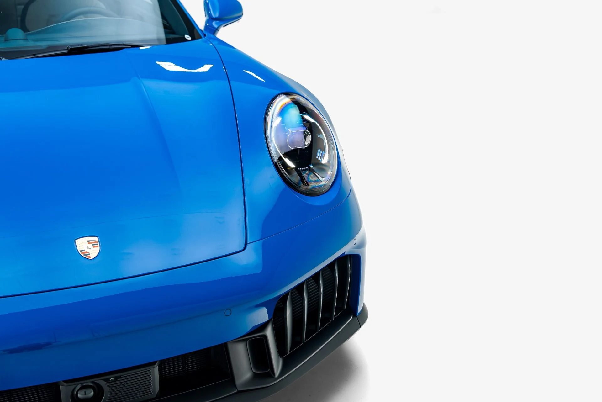 mph021_2588645258_Used_2026_Porsche_911_Targa_4_GTS_1788307373_a80f7386c8