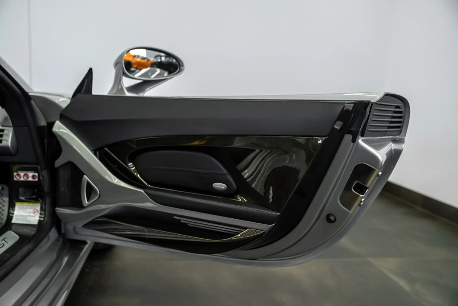 mph021_2588673235_657873a194e4c4_55704572_jpg_v_1773863537_06a422e3c1