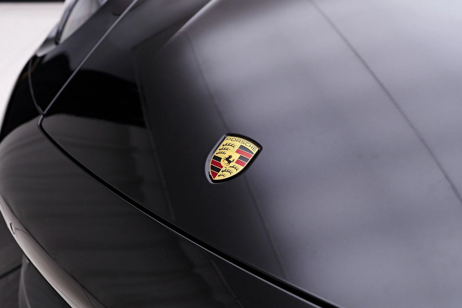 mph021_2606643462_Used_2023_Porsche_911_Carrera_4_GTS_1754606434_831c2fa740