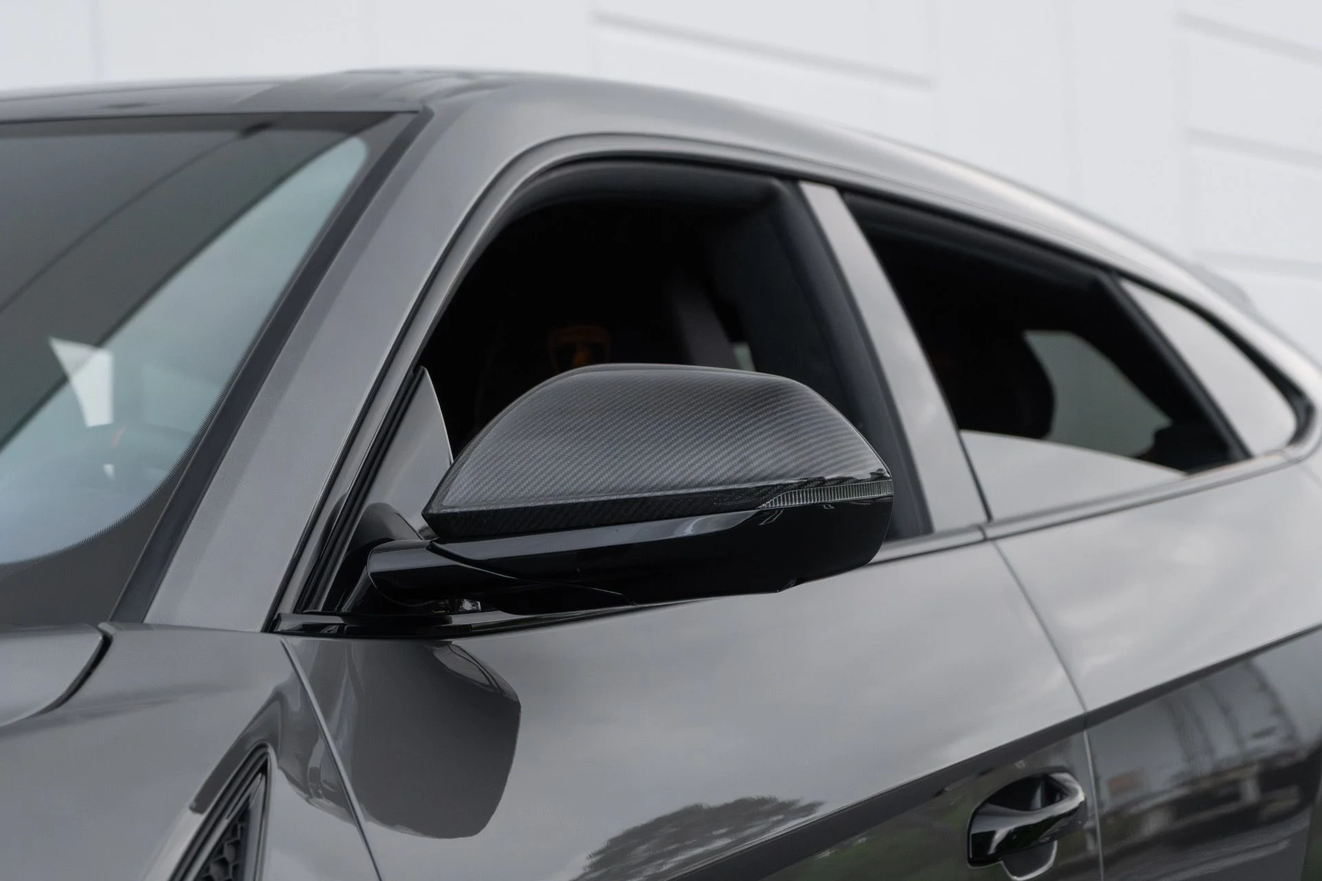 mph021_2614128289_Used_2023_Lamborghini_Urus_Performante_1764644913_60d5009714