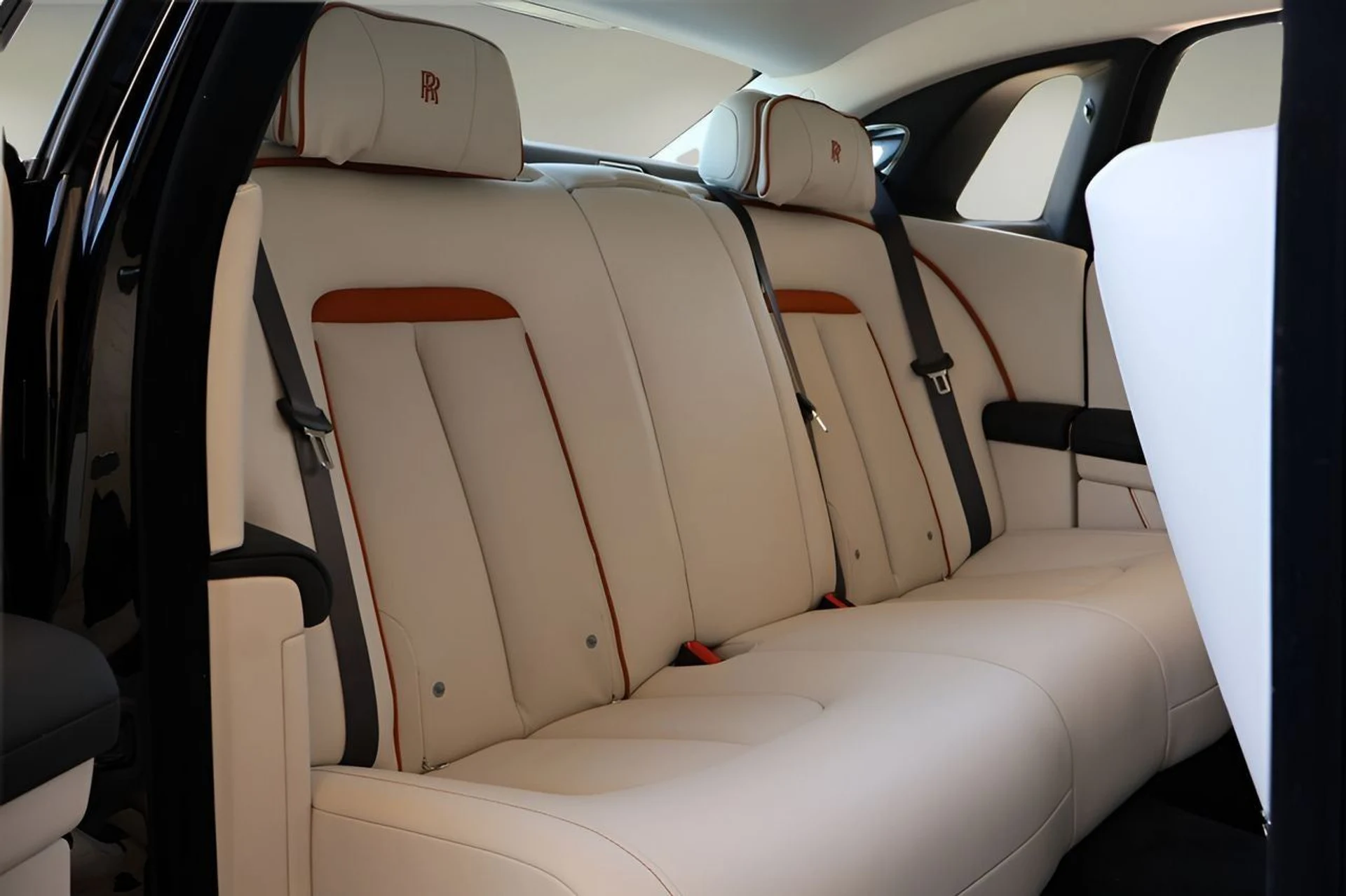 mph021_2616191234_22_cd68ea984e