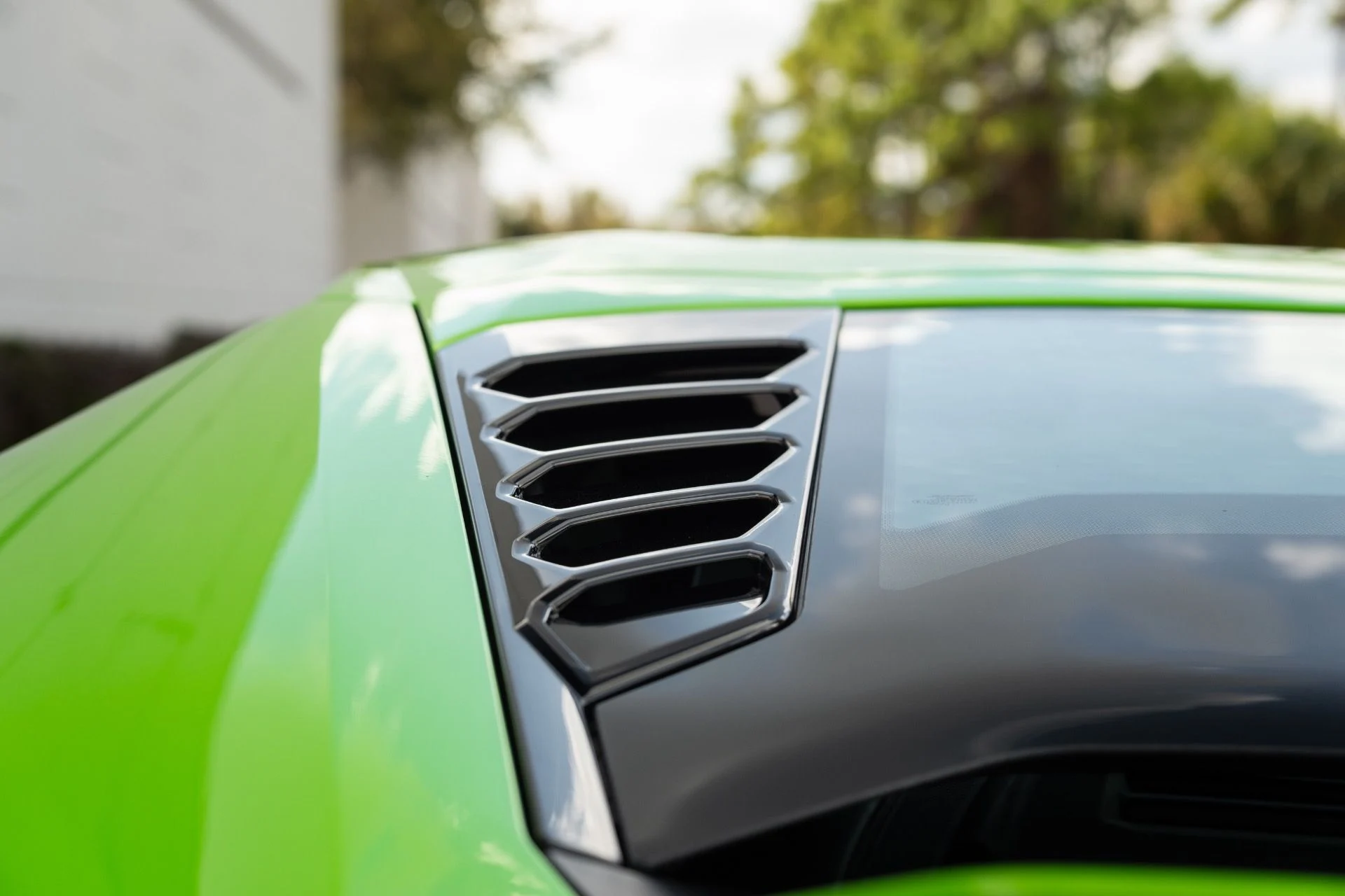 mph021_2624351196_Used_2020_Lamborghini_Huracan_EVO_1770872075_5c07f6e9a0