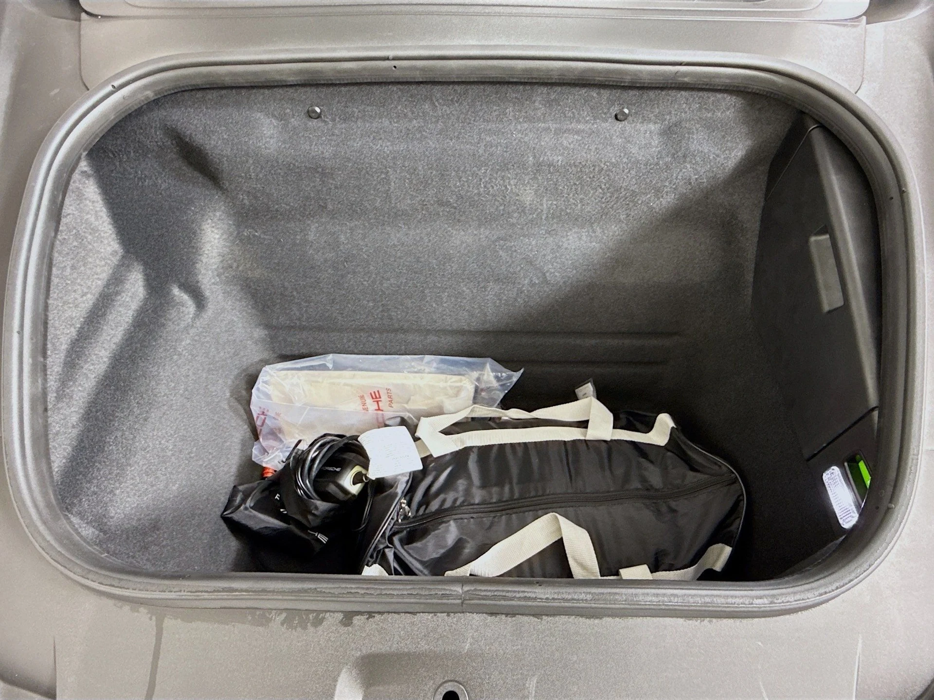 mph021_2628211359_987a16eb2166fd083373d2a05c5d80a6x_1b76f3c690