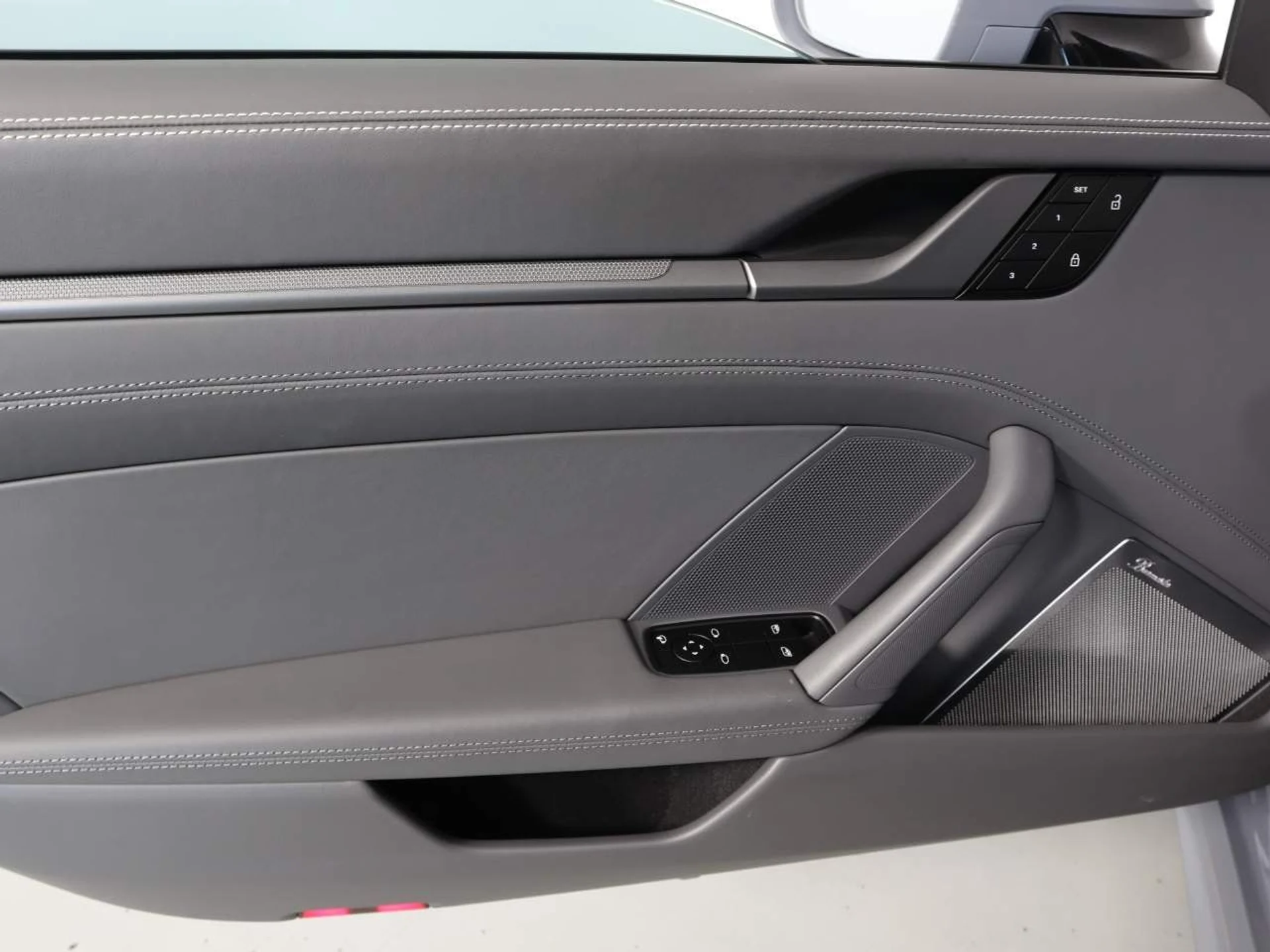 mph021_2629272062_864bd3ab88b92c5f375a26fd1c3003fa_1b7418ef45