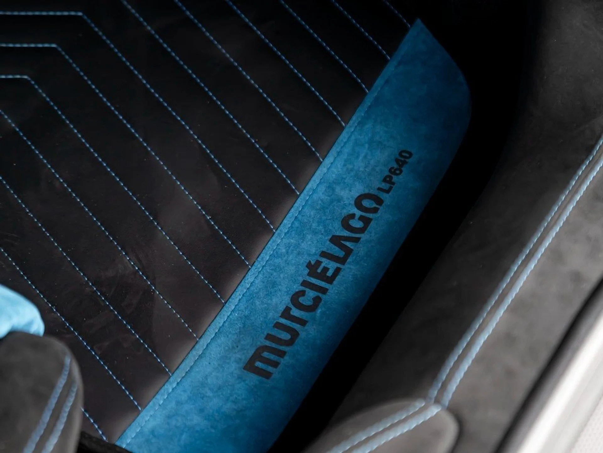 mph021_2631627014_22_a652dd0aba