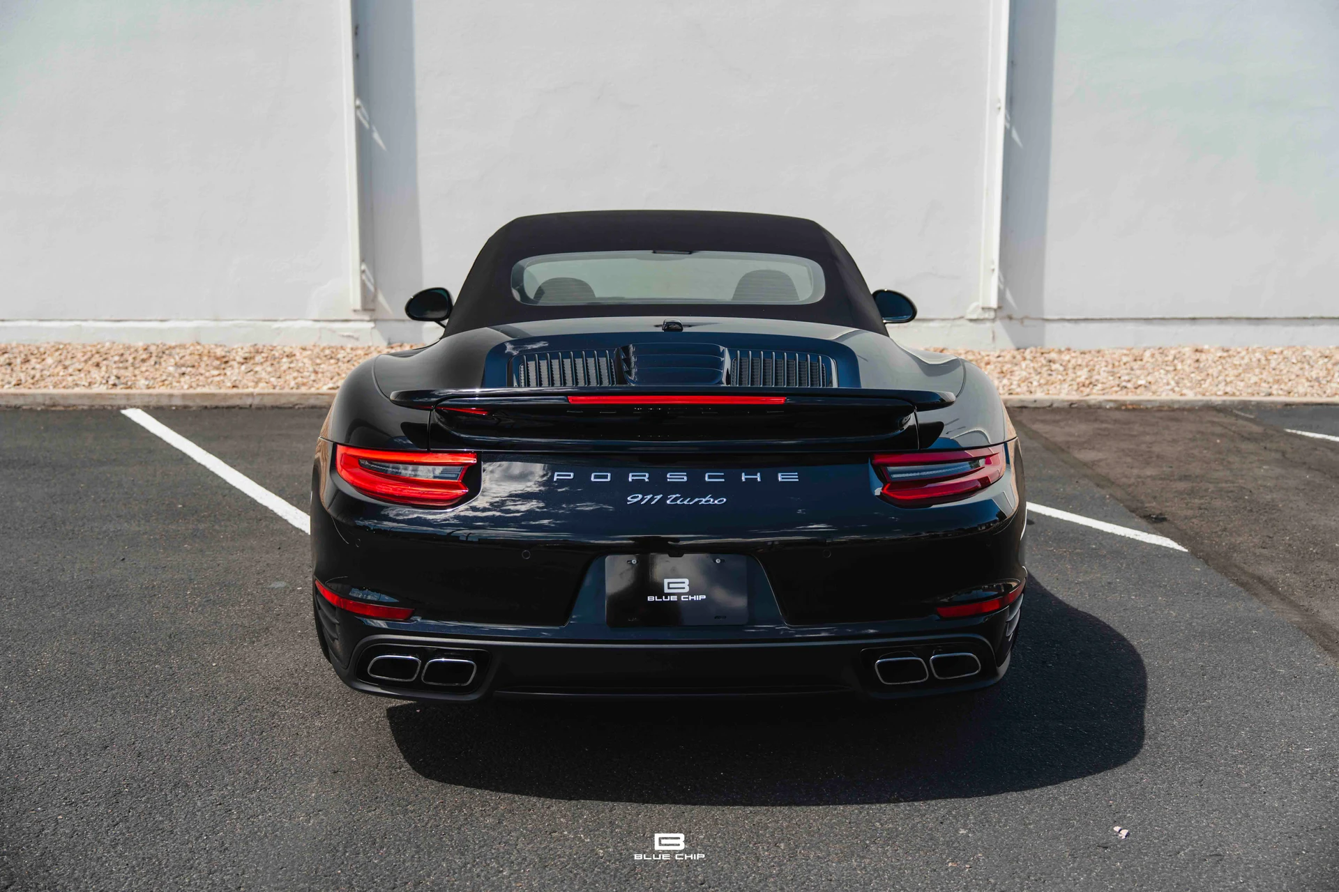 mph021_2631706141_6a2c27d630177442d96eaf69_2017_Porsche_911_Turbo_22_71271e4caf