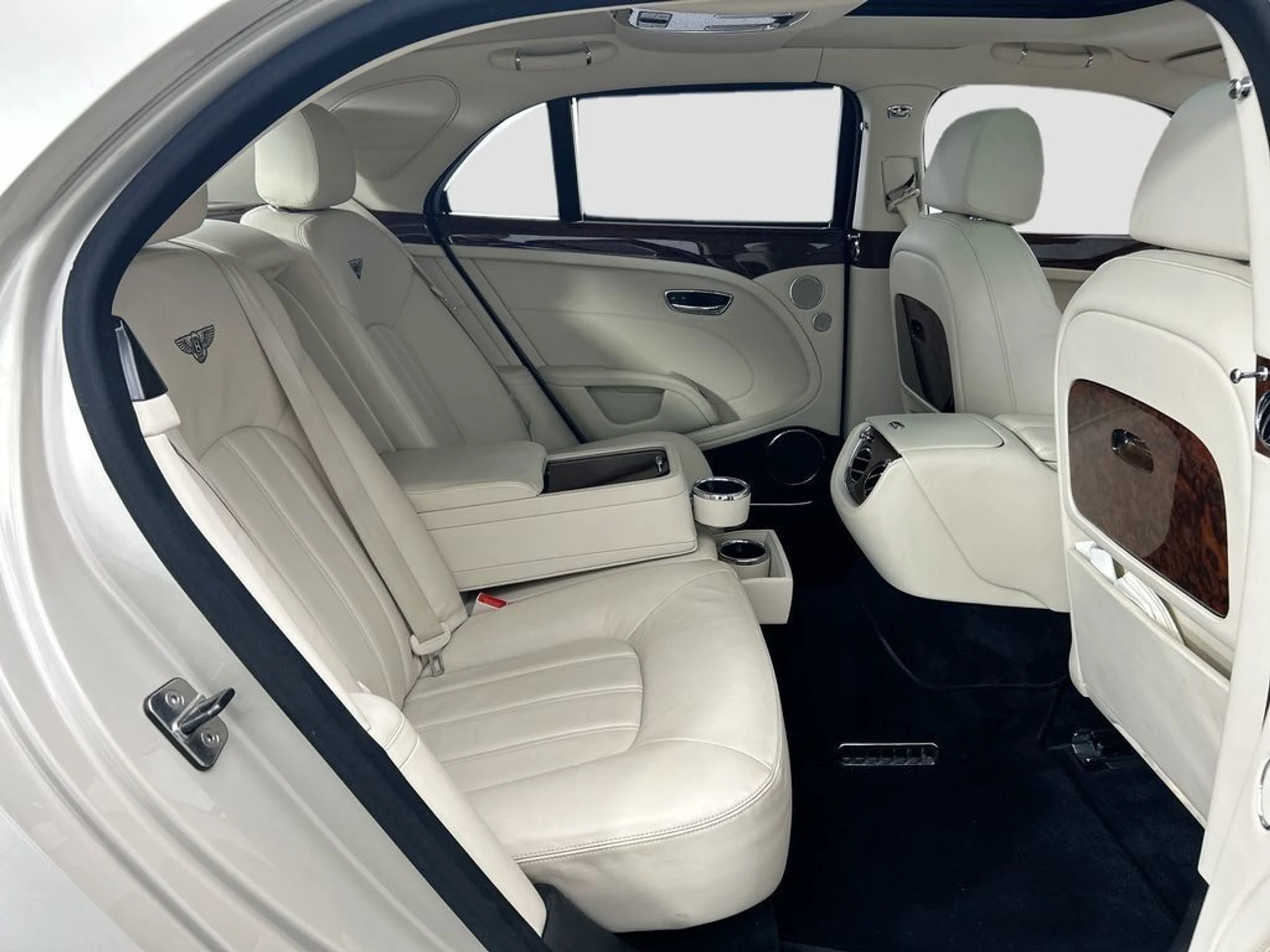 mph021_2632975058_used_2016_bentley_mulsanne_4drsedan_8119_22991527_22_1024_88c3a4e279