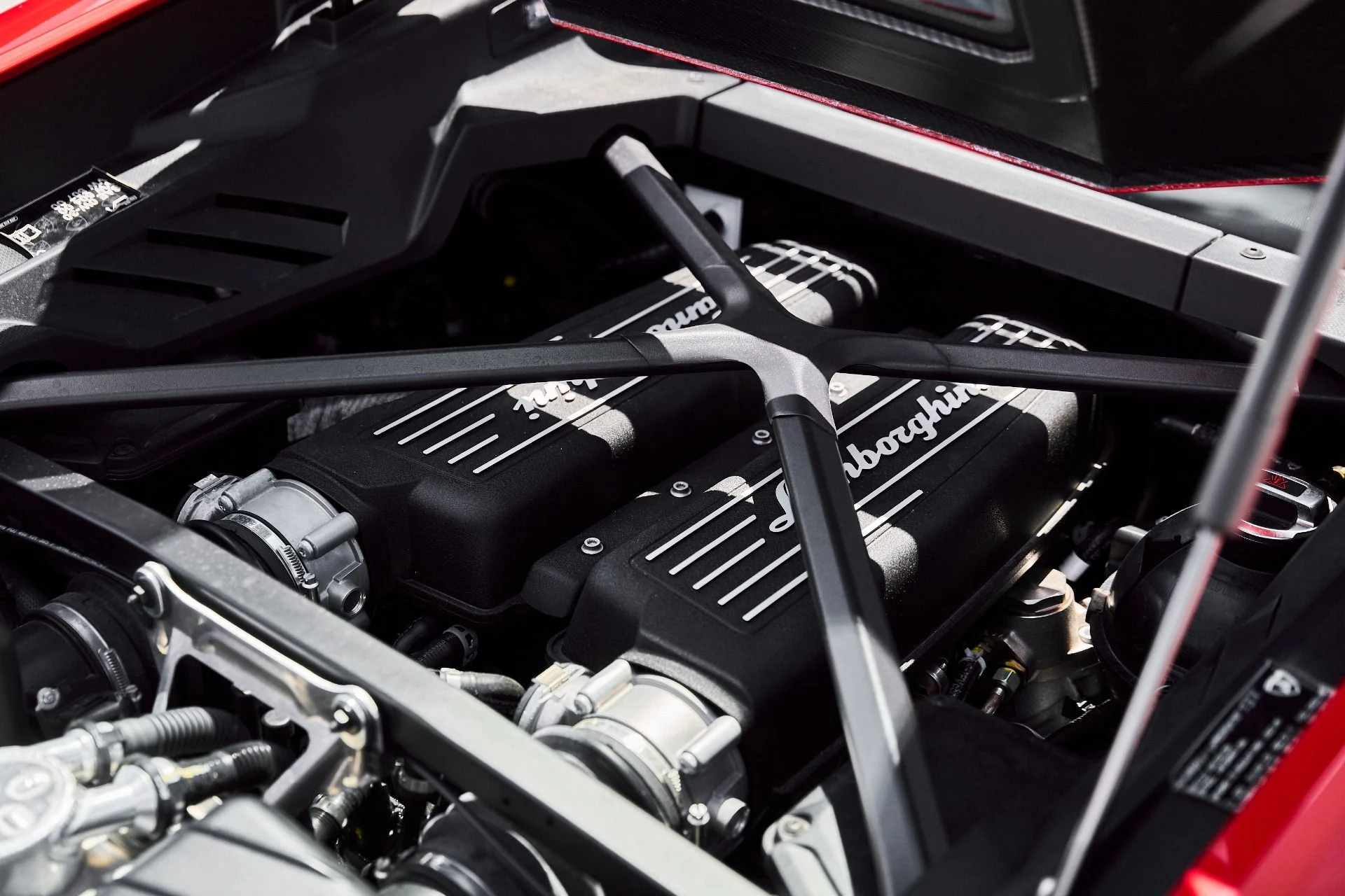 mph021_2636962286_Used_2023_Lamborghini_Huracan_Tecnica_1780102852_c4bbaa3e6b