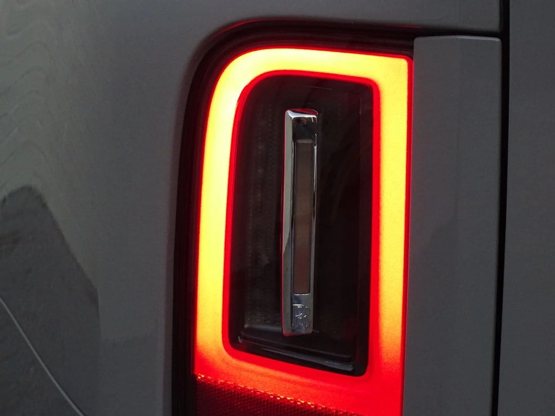 mph021_2639399312_51784479e42a4f6427794f82f5cb0111x_a4f9edcd7f