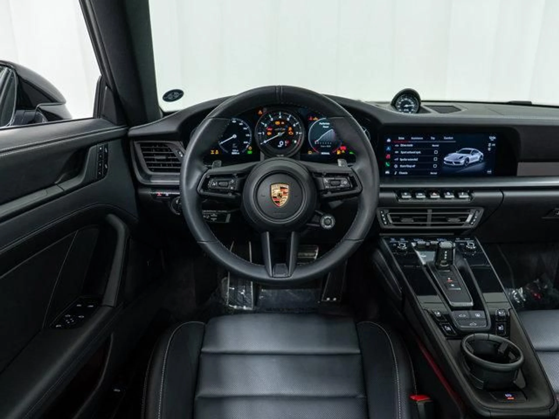 mph021_2666691994_Z1_D9_Um4cr_Xum_Nz_Gm_BMOM_84_DFLE_00796a31a0