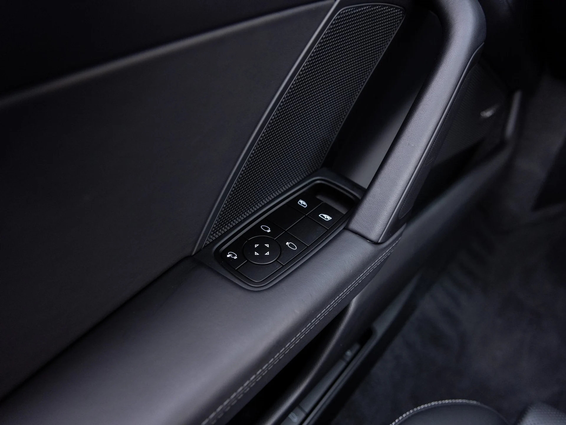 mph021_2670769767_22_76602ad902