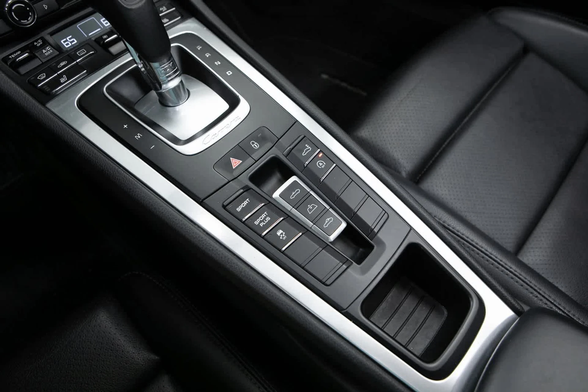 mph021_2678786936_9cfbc42df1348260cc991a46308ccae8x_114ab505a8