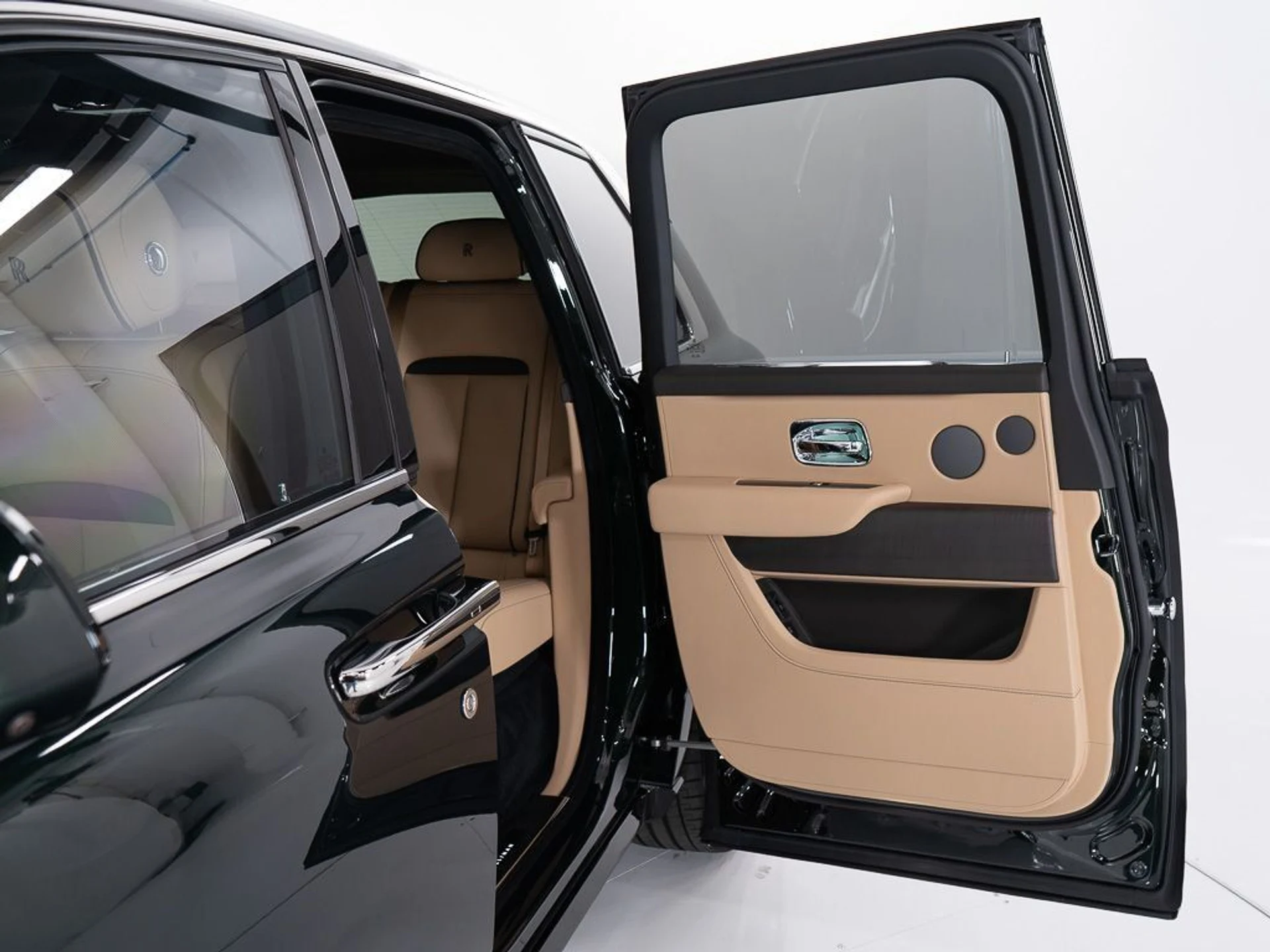 mph021_2680385637_ba79b8be058cee489d97d18d0dcfaa41_6f9c52b2a2