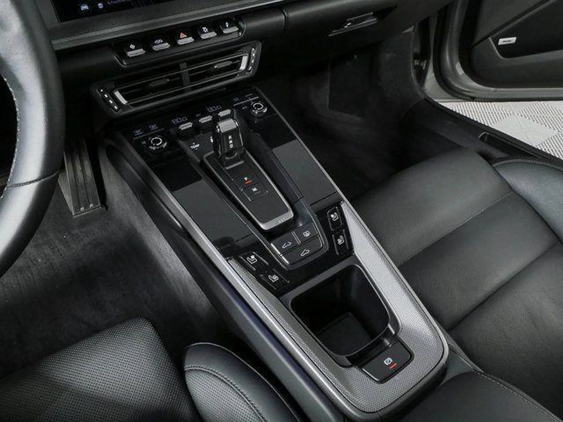 mph021_2680581496_Hur96_W4_L0_e_Mk_Hc6y_RXH_Wu_V_Gc_g_765a3fc192