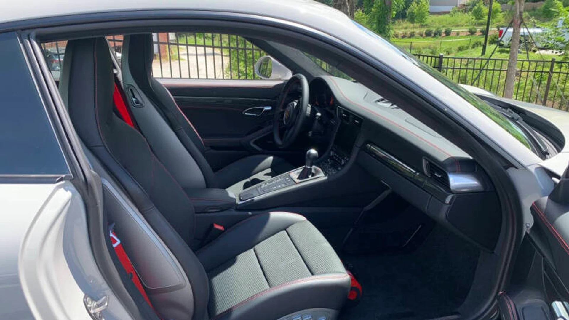 mph021_2692752805_2018_porsche_911_gt3_2dr_coupe_603b743e1d