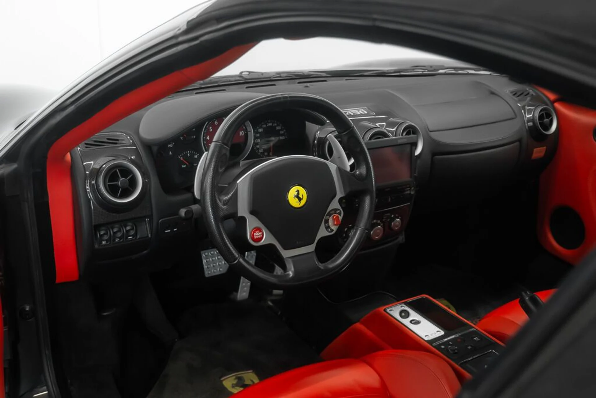 mph021_2702667618_ferrari_430_2008_jpg_v_1773863537_9d84db43c4