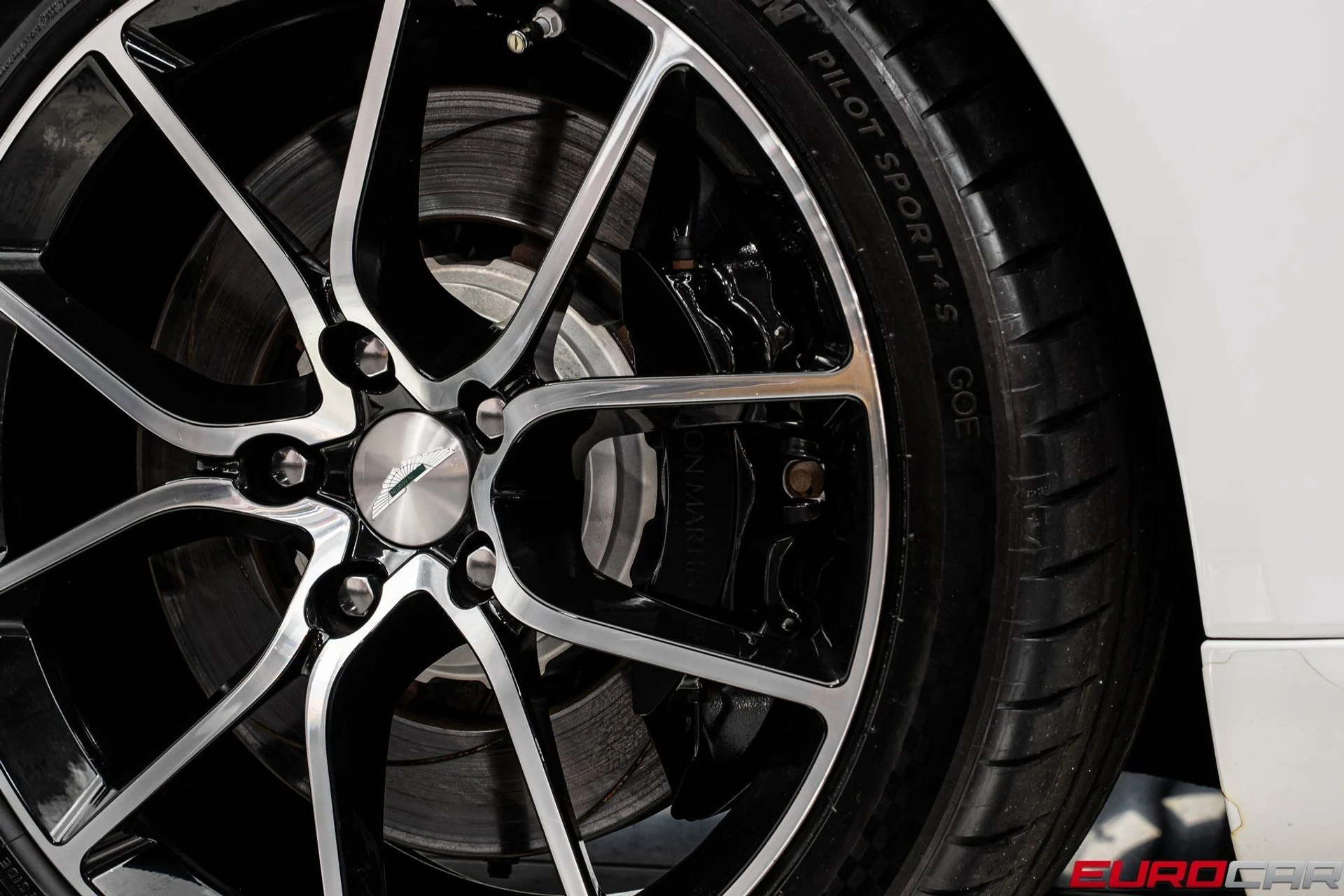 mph021_2703369591_image_22_94cb40f83e