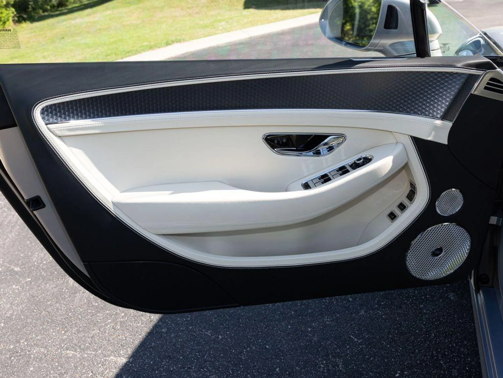 mph021_2704258516_514426020_69ea415da250cd82d00a24df_a3a736b5a6