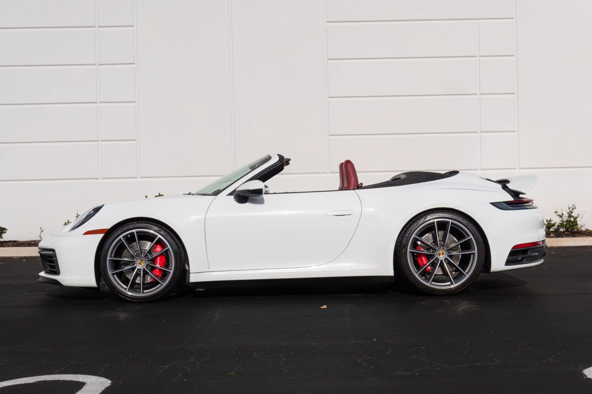 mph021_2704493731_Used_2020_Porsche_911_Carrera_S_1779851451_36062b2002