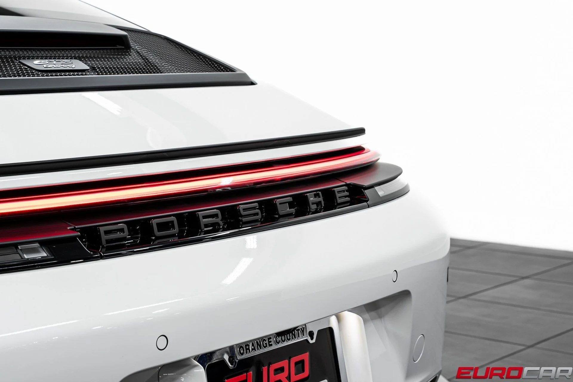 mph021_2704572586_image_22_de8791b3c4