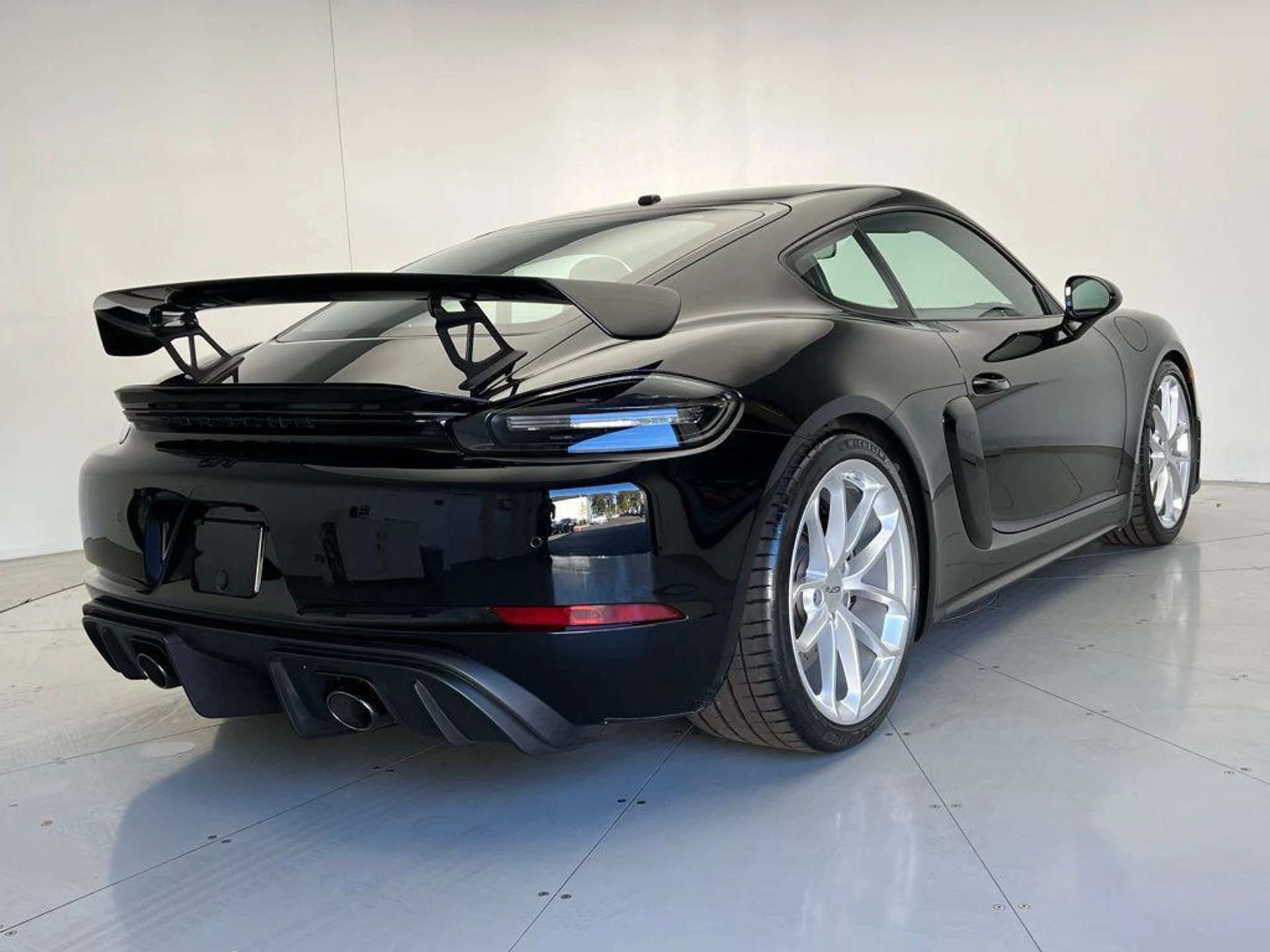 mph021_2710278124_S_Kv_Fu_AB_Lqw8afk_T12g_9_Q_Gr25_E_69c2175d55