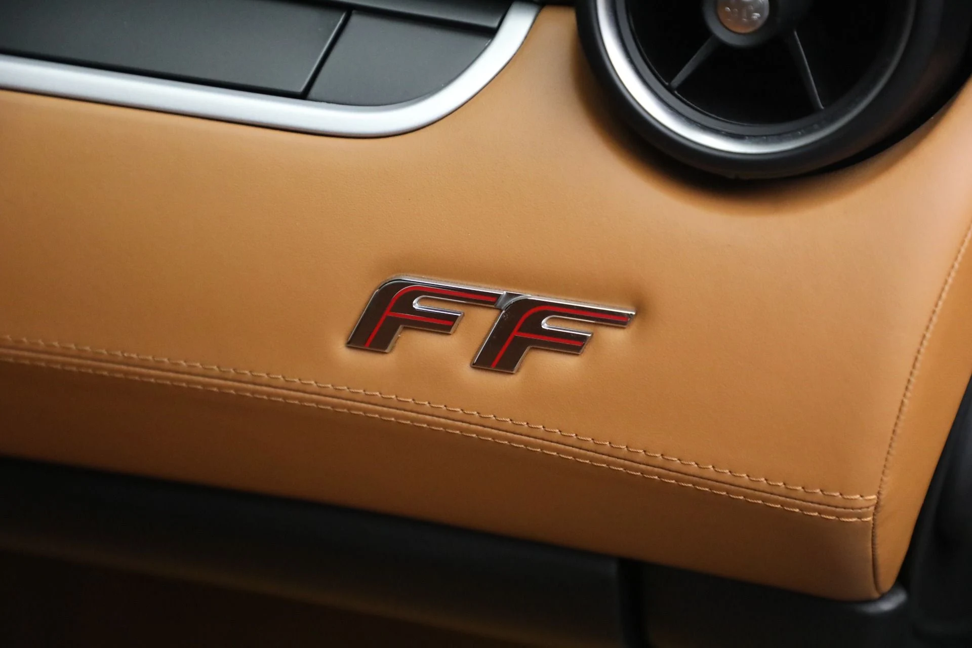 mph021_2713436393_Used_2012_Ferrari_FF_1765920429_10413016a6