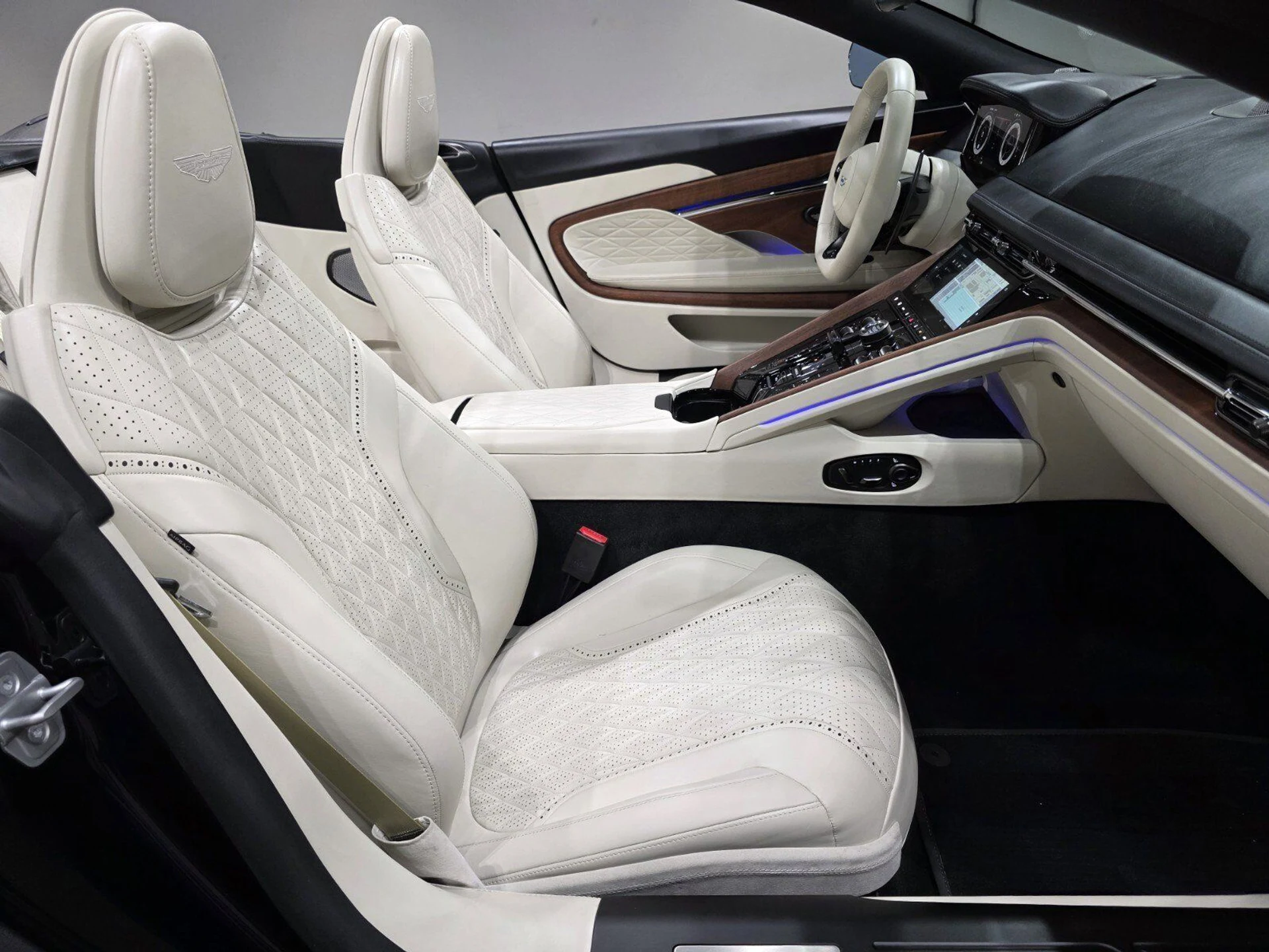 mph021_271425921_ff20456f1d504ccb7b118766120b7a9c_def565a31e