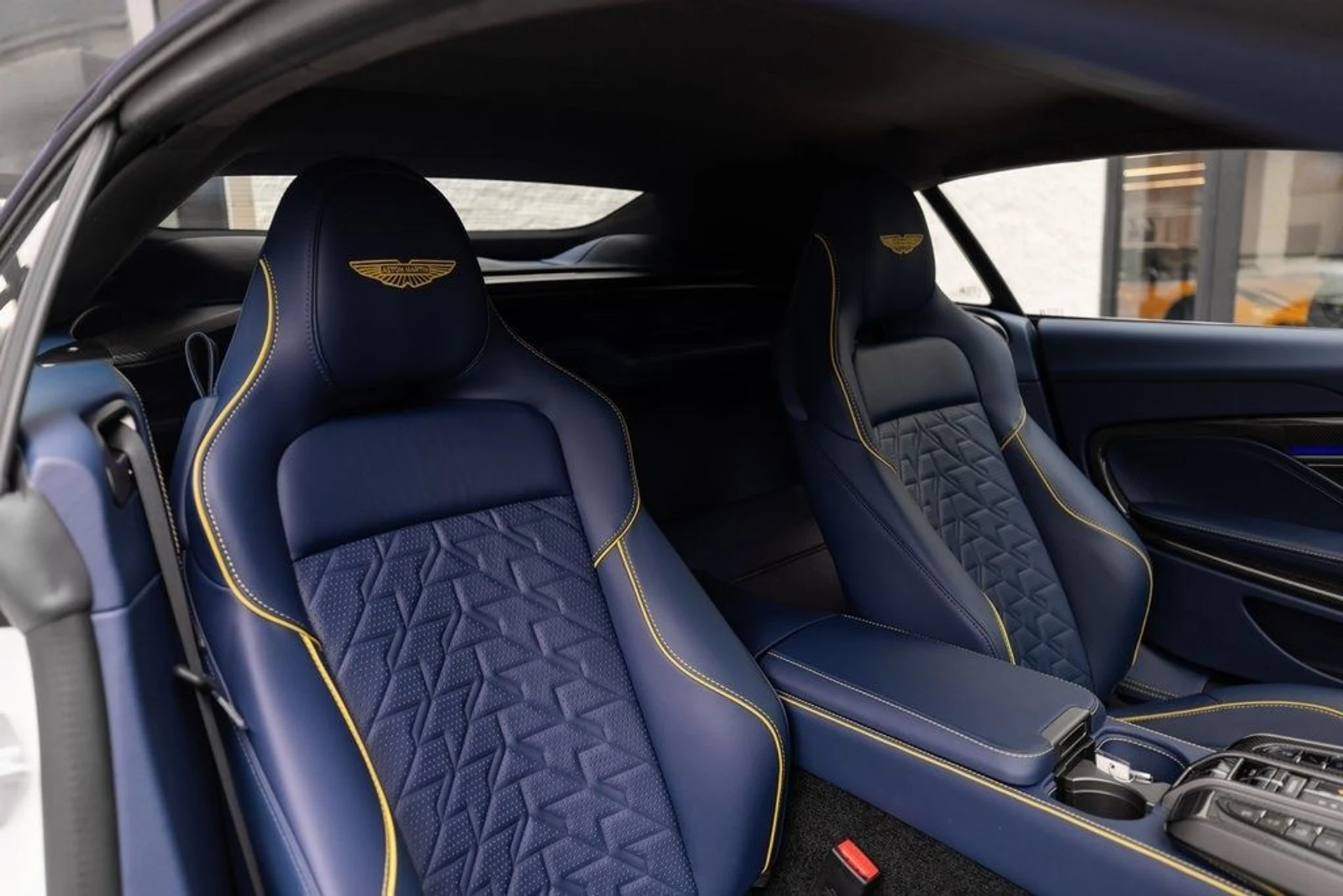 mph021_2716492736_f53d15834f97748fb69f5239401abd59x_d8e19755d5