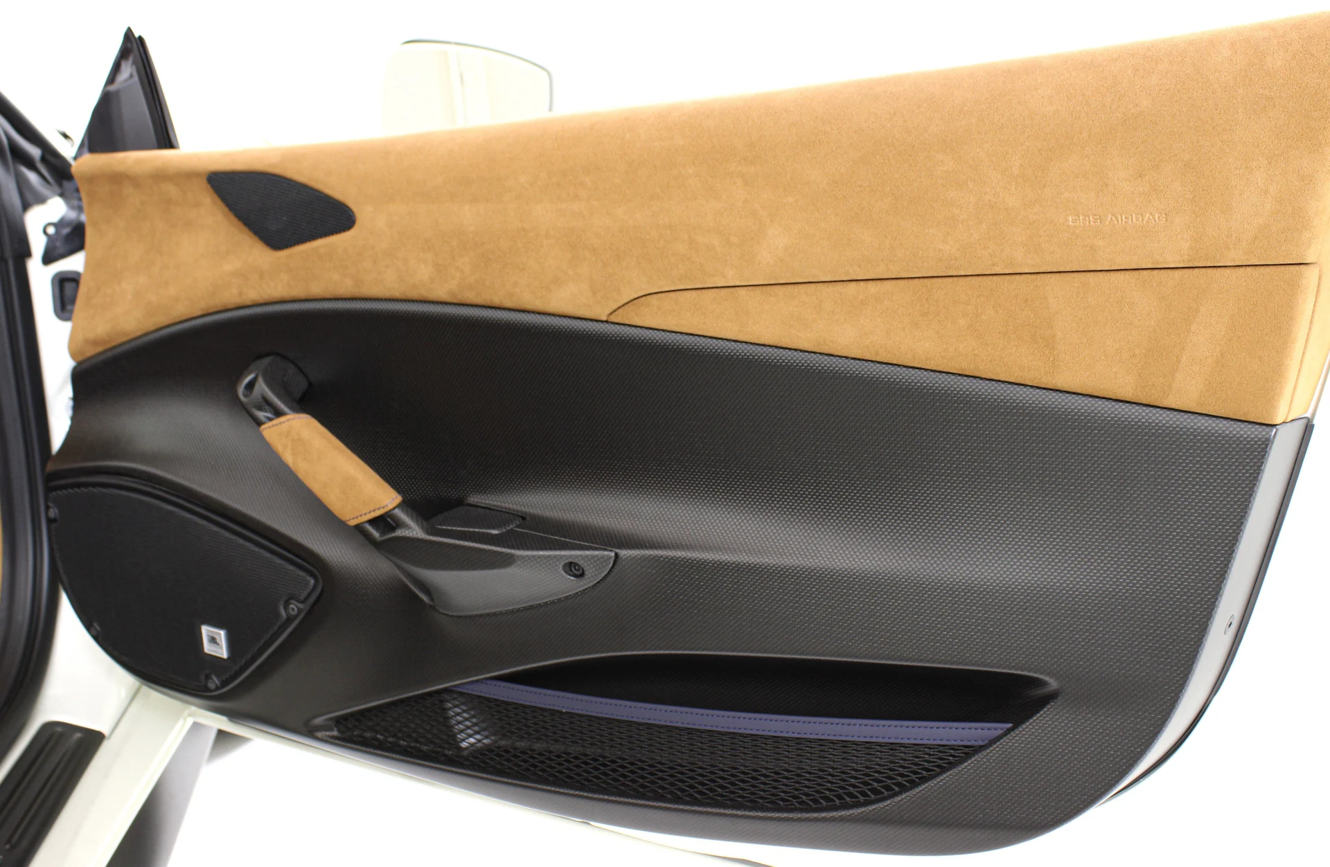 mph021_2725482695_ee394d173a635fcfa54cb7a480cb740b_1e9c186ed9