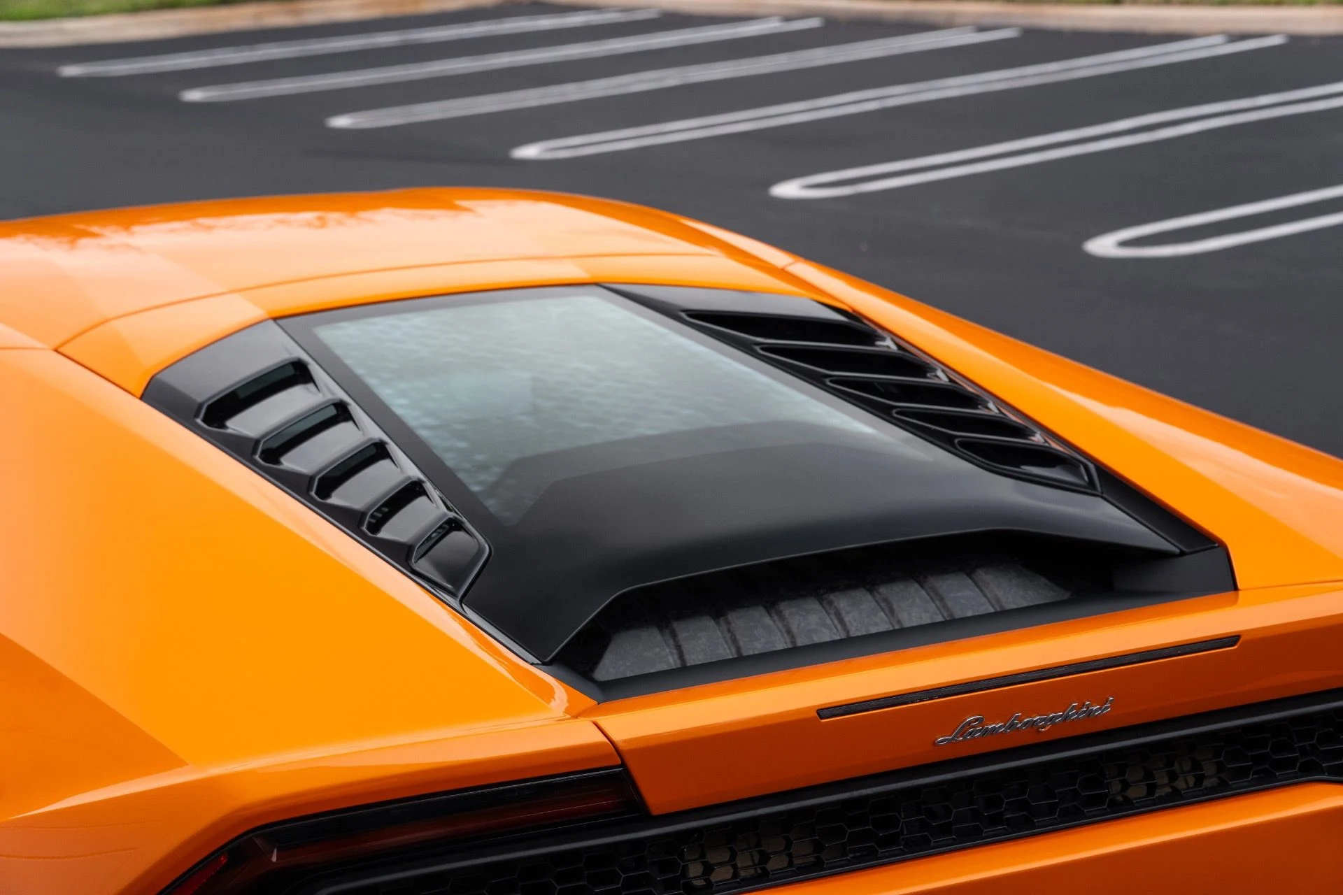 mph021_2727127164_Used_2016_Lamborghini_Huracan_LP_610_4_1780109643_8e113e2663
