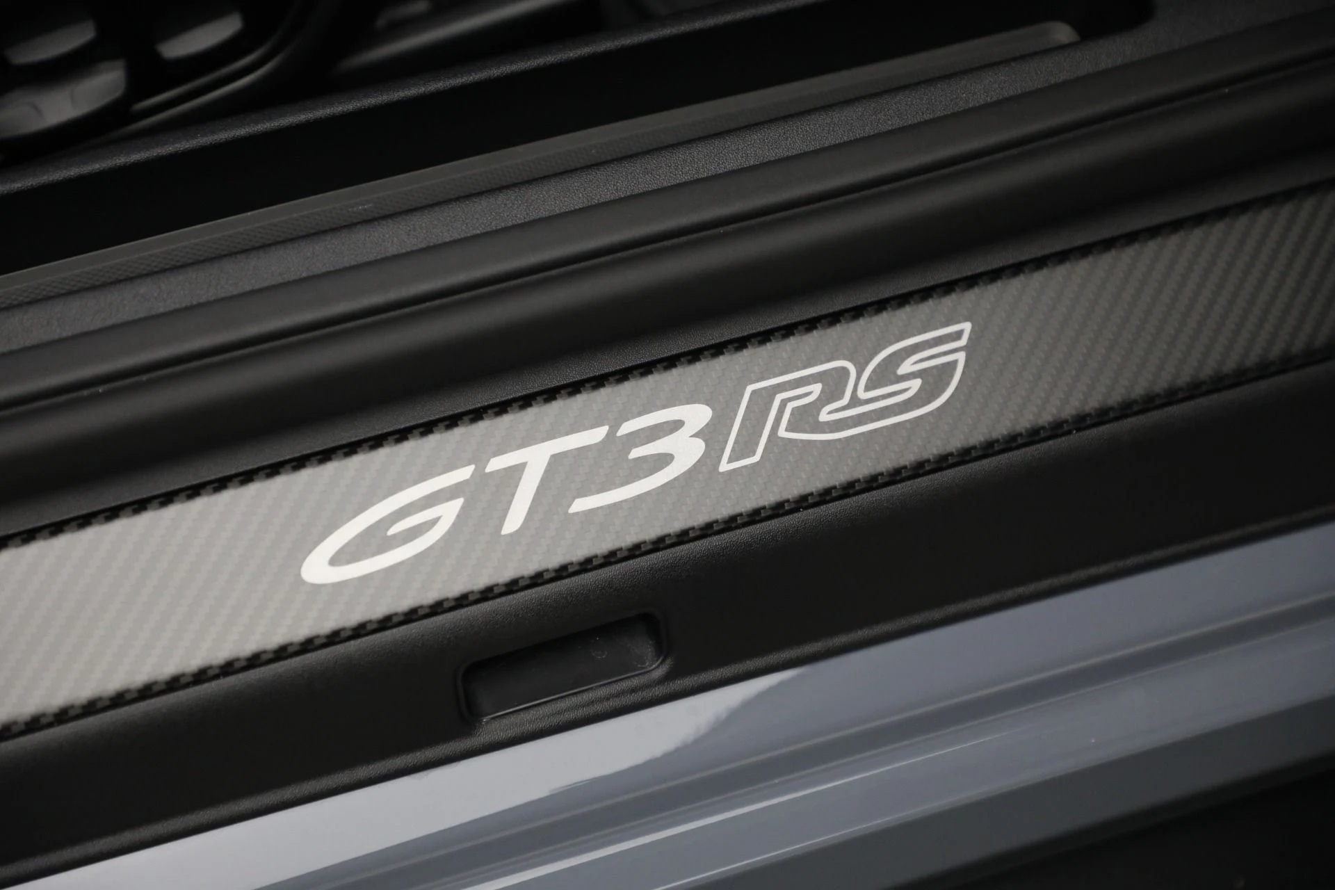 mph021_2734350202_Used_2025_Porsche_911_GT_3_RS_1763491935_a10b44ec85