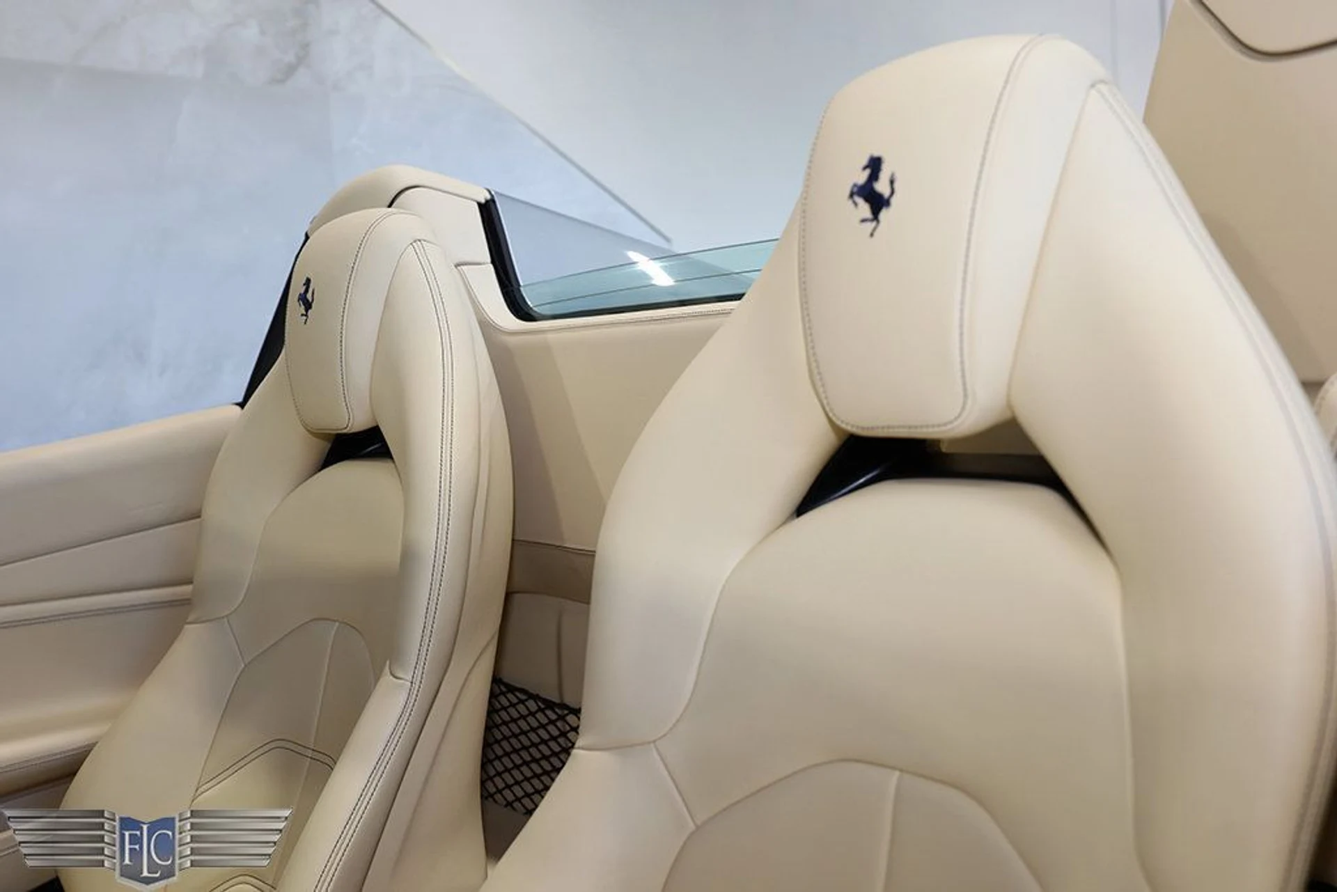 mph021_2734799702_used_2019_ferrari_488_spider_convertible_9689_22967902_22_1024_60146793e4