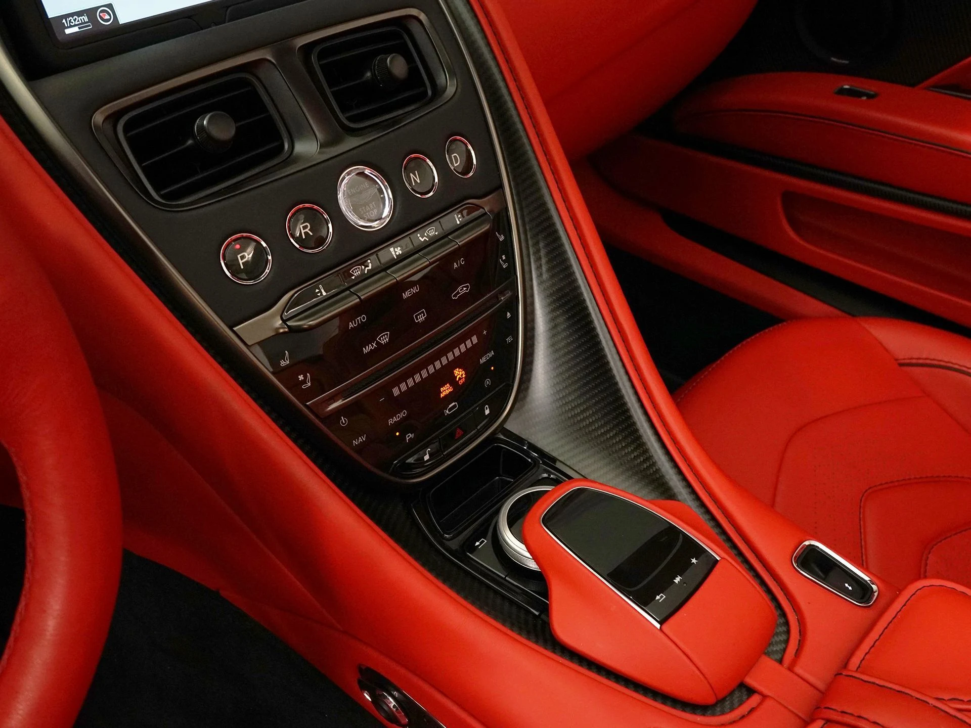 mph021_2740274402_febfa84ee38d34c4b6544d1ba0f8046bx_600c5844c6