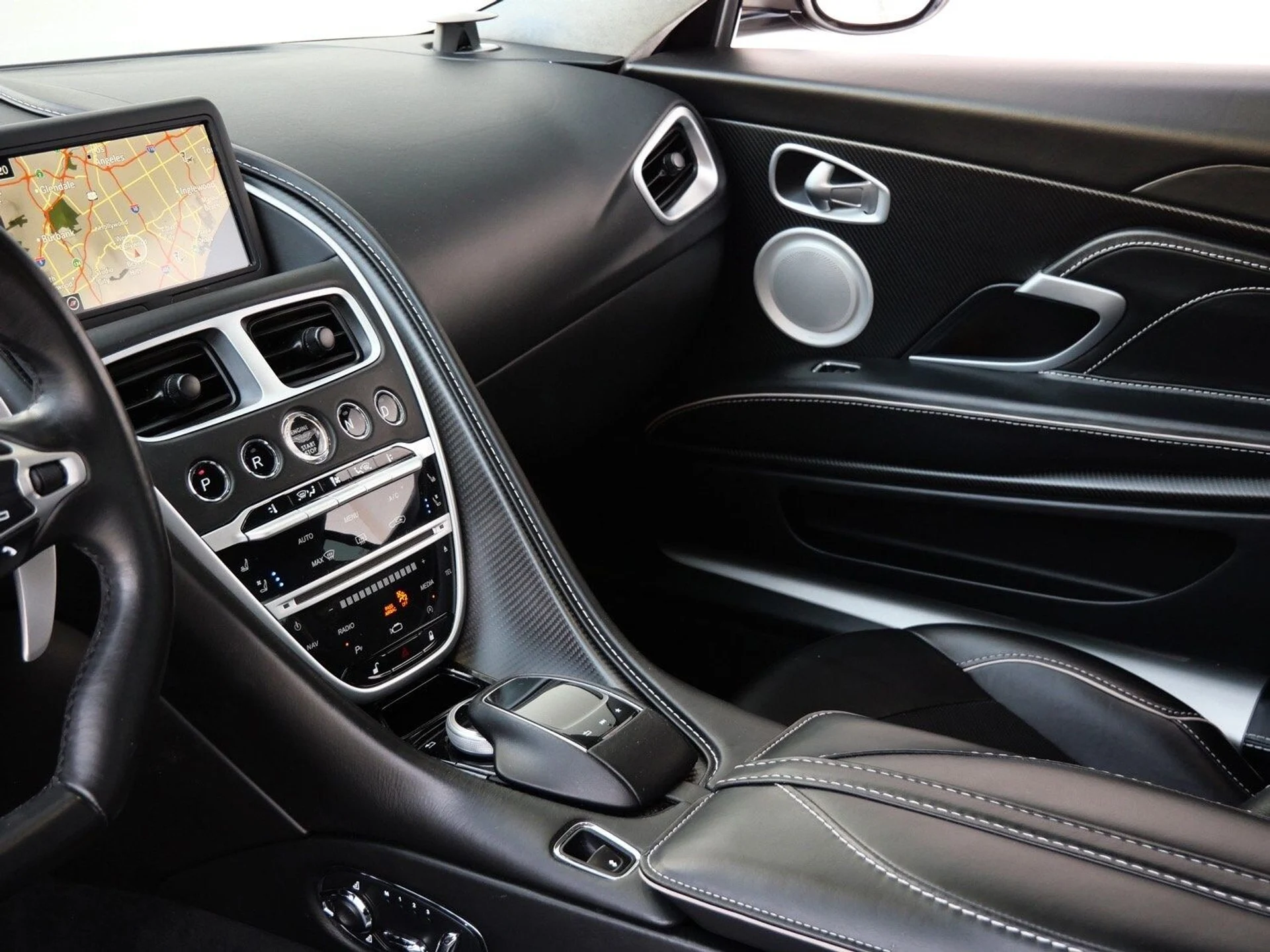 mph021_2741995067_1e8943a7ea8a0d429925679bbf66ab3dx_3d9e9ee65e