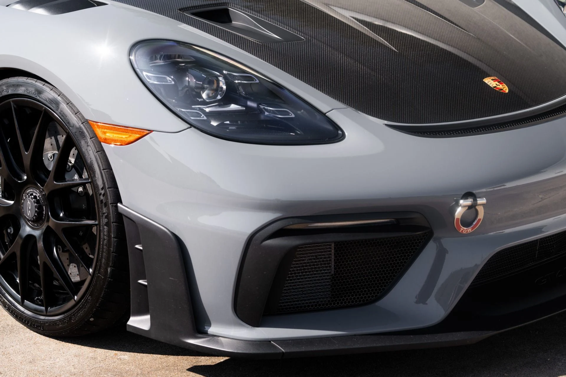 mph021_27457574_Used_2024_Porsche_718_Cayman_GT_4_RS_Weissach_1759510962_23b688535d