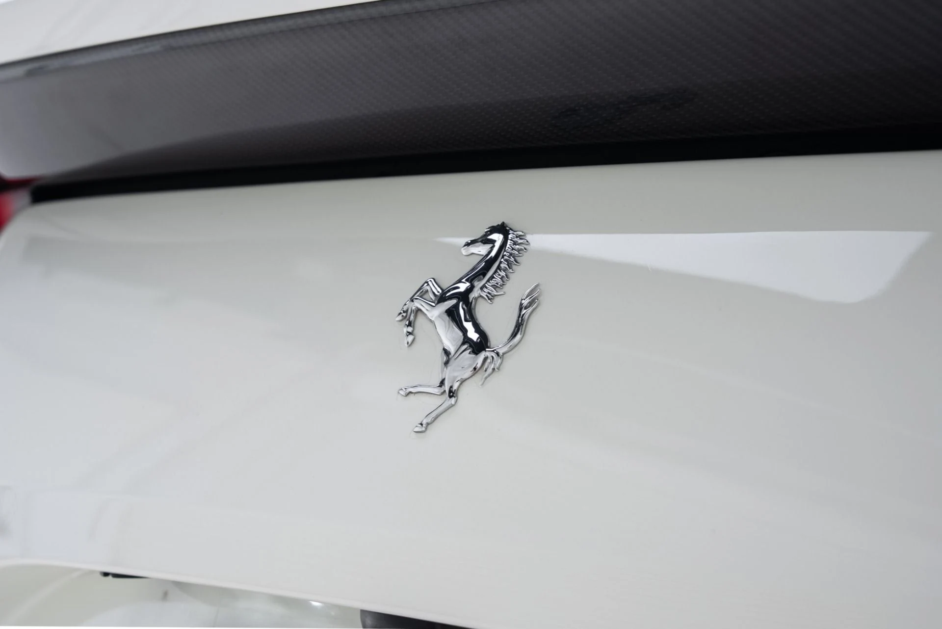 mph021_2747223078_Used_2018_Ferrari_812_Superfast_1770943869_5cdef5ba8e