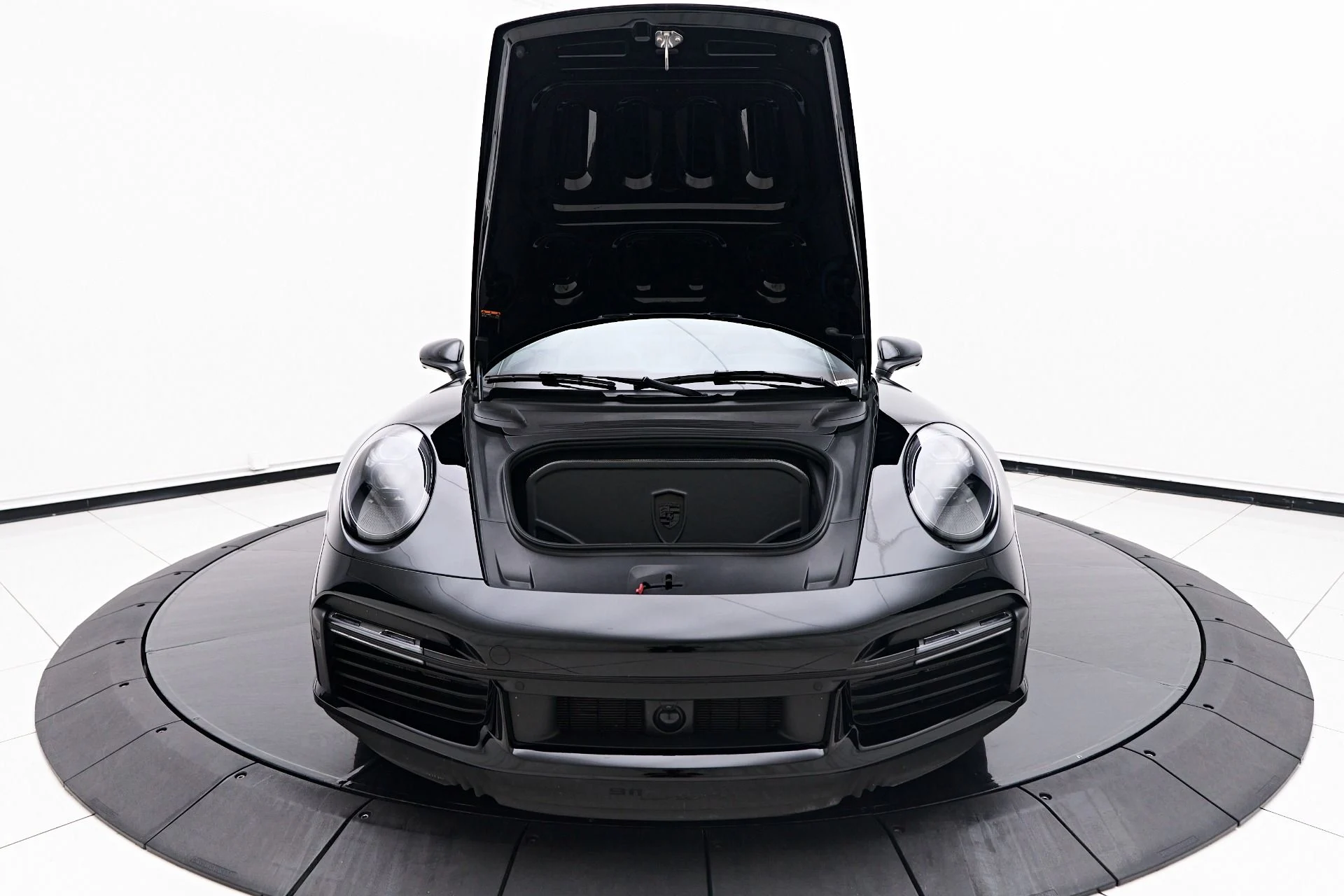 mph021_2748832928_Used_2021_Porsche_911_Turbo_S_1755568344_c885984750