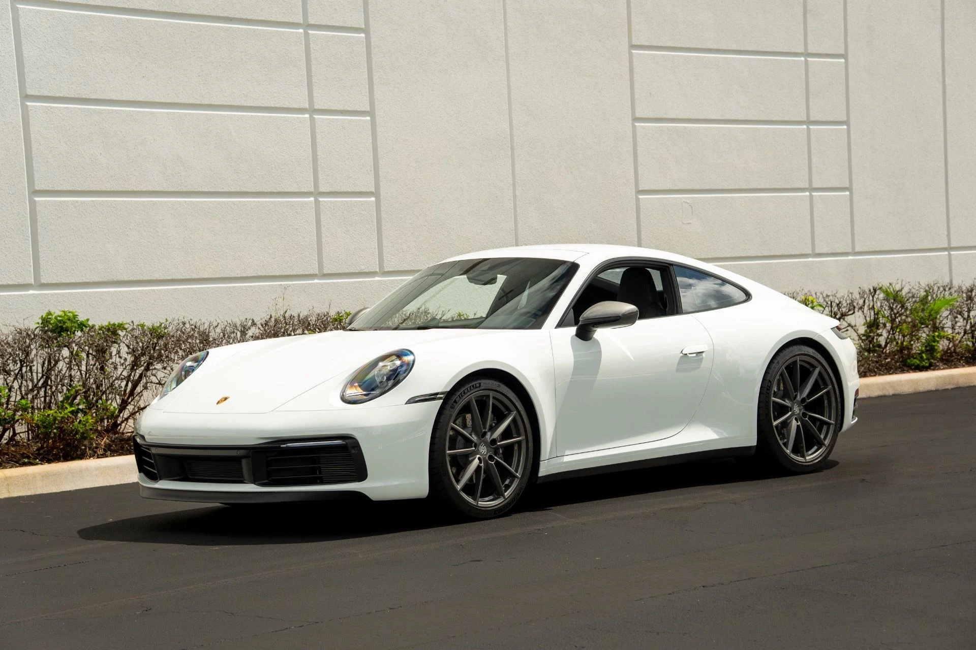 mph021_2751709885_Used_2024_Porsche_911_Carrera_T_1759284077_879135a562