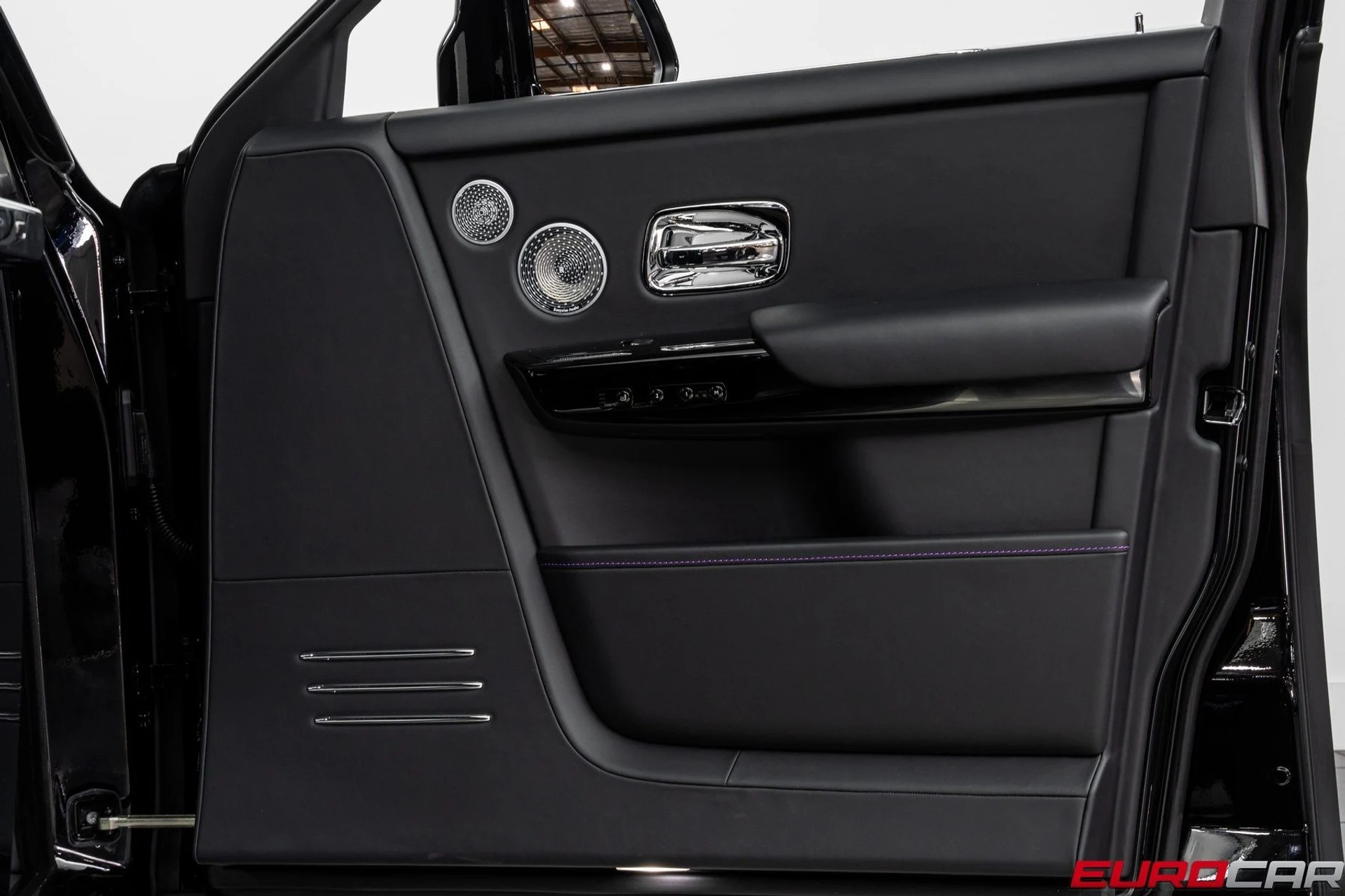 mph021_2752799672_image_22_4b3bc2443a