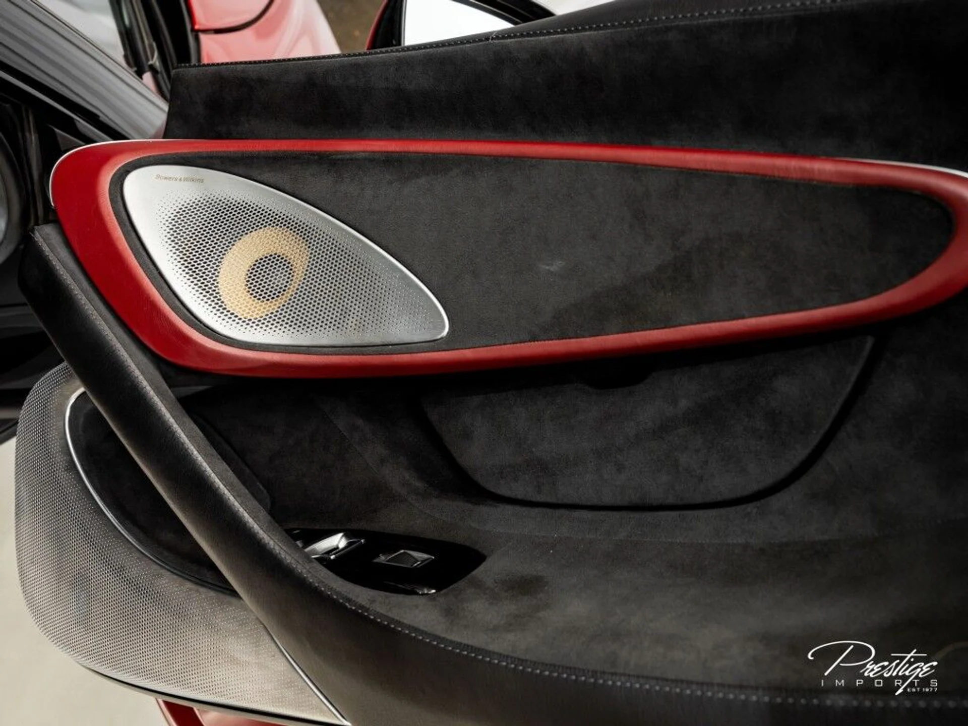 mph021_2754019072_42f0eea4aaf8bbba9d41149ca7646092_67e7e9fde0