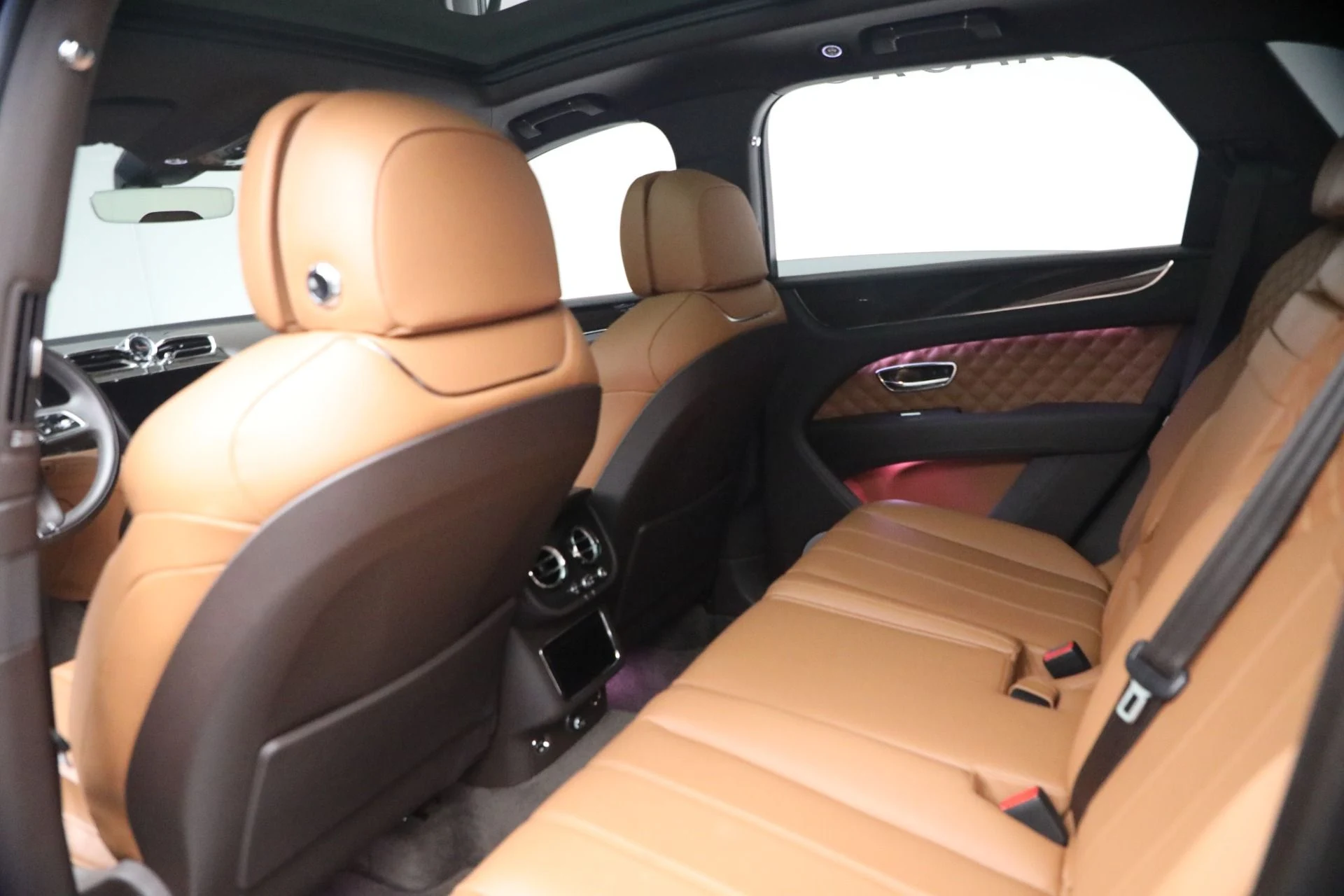 mph021_2754656826_Used_2021_Bentley_Bentayga_Speed_1787670236_0075f2f2ac