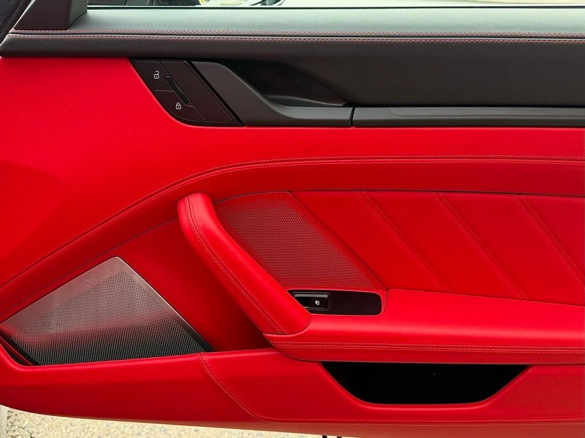 mph021_2756750131_ed487f5e5877affeff10b2550fffe1fbx_717fc02a05