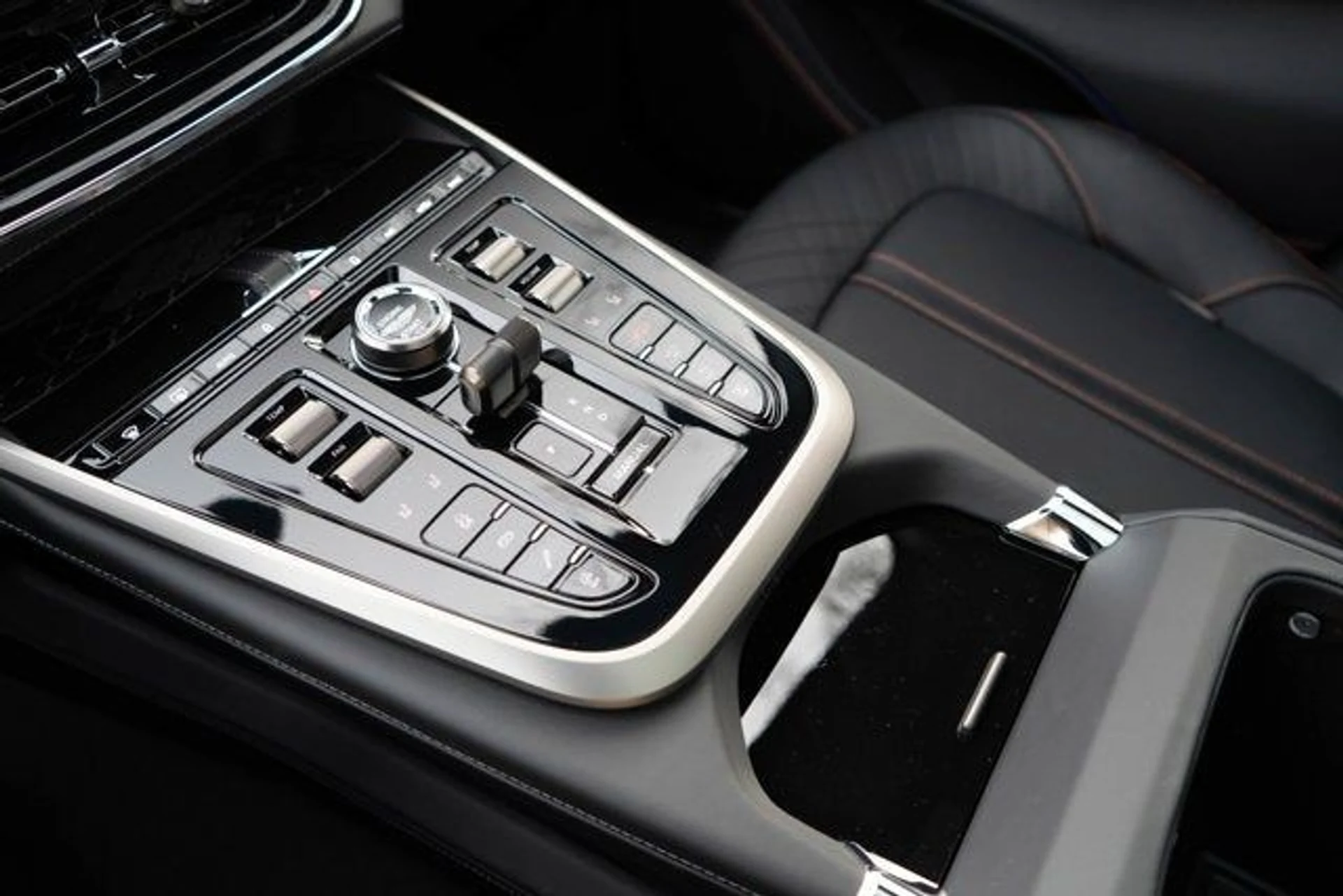 mph021_2762741148_22_bc78d35f39