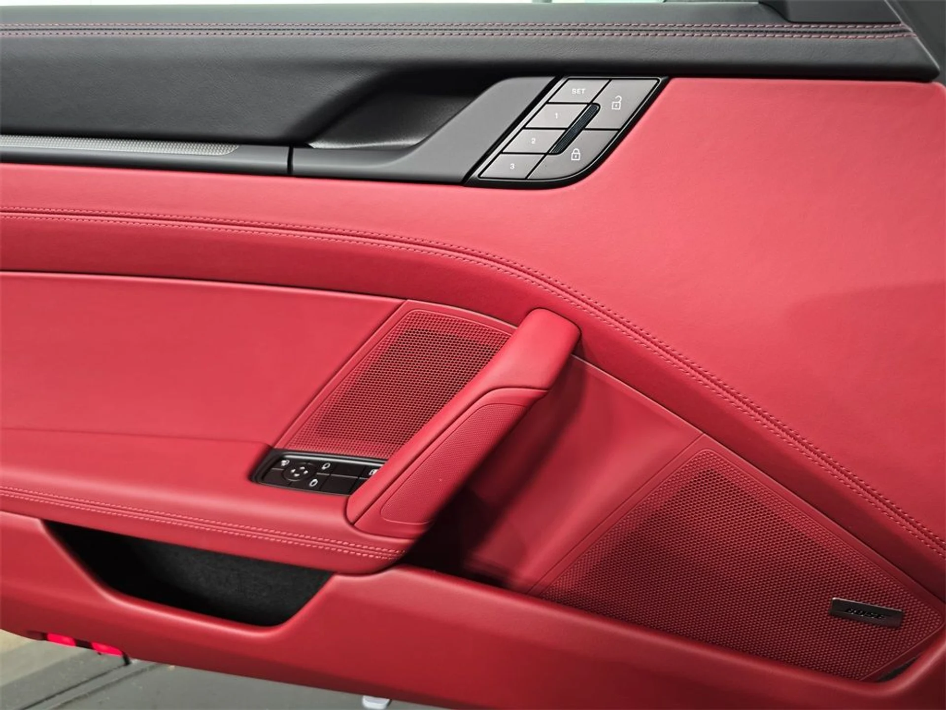 mph021_2765110842_3c5bacec9fbba6897731e2cd0bfbfdf8_9299e6b389