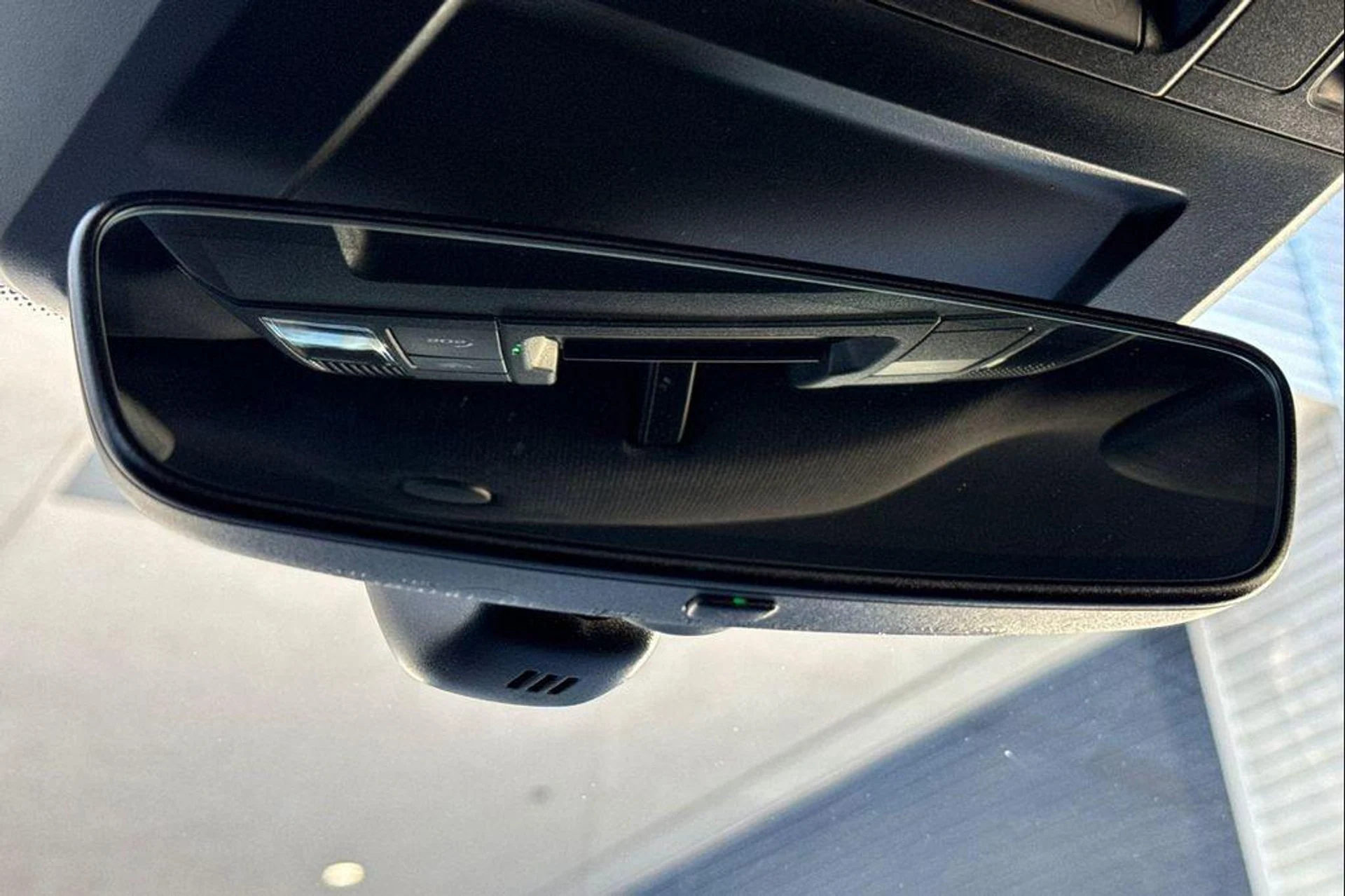 mph021_2767115433_y5w9_G1k3_Vjc_C_Gq_Ttpo_EQB_Vtlr_A_67d2c4bf21