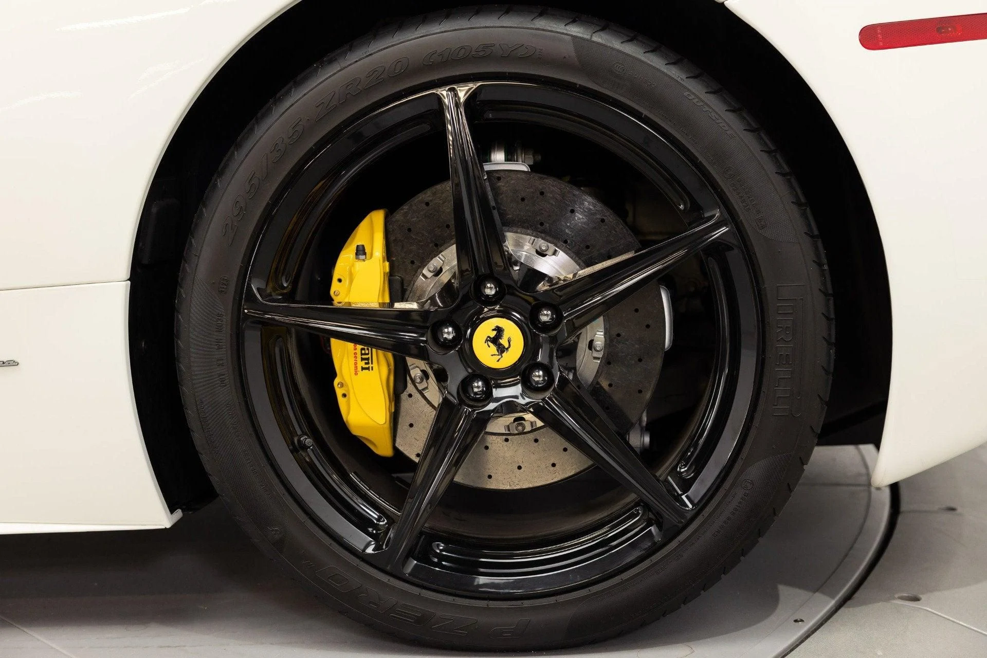 mph021_2772486347_Used_2014_Ferrari_458_Spider_1788615022_e88e7ee789