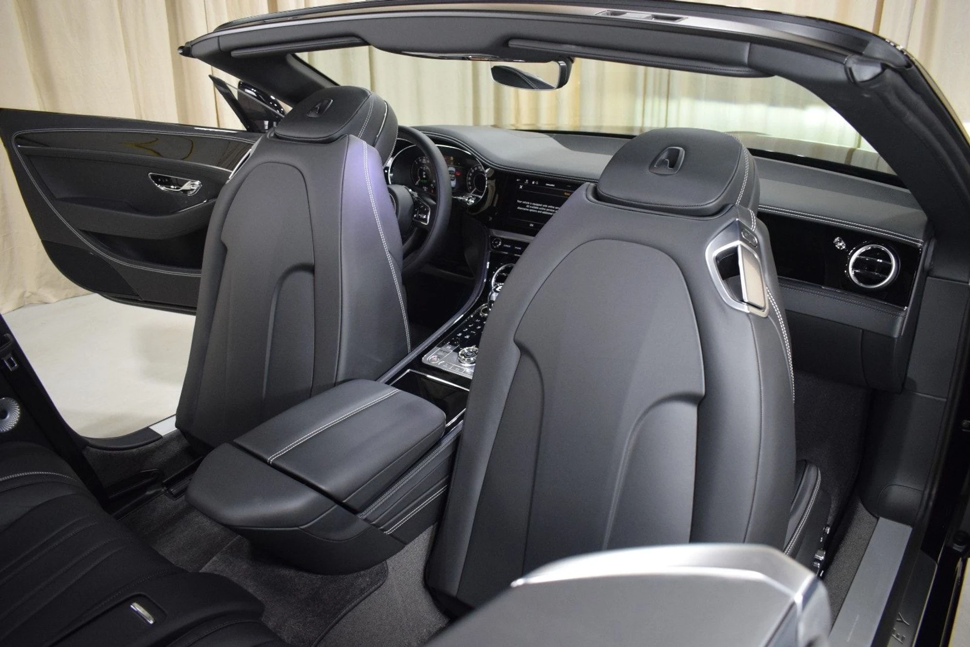 mph021_2781247455_77769f487f6947c9c779d53ab1467938x_c5f446e30e